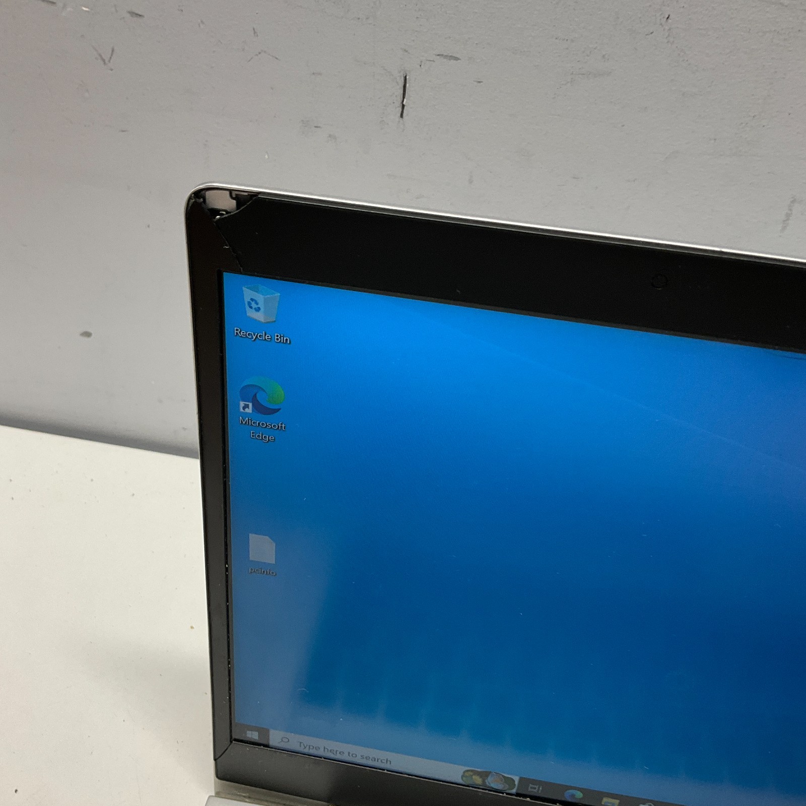 HP EliteBook 840 G5 Laptop Intel Core i5-7200U 8GB 256GB SSD Windows 10 Pro READ