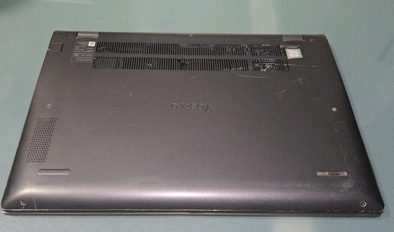 **AS-IS**Dell Vostro 5402 14″ core i7 11th gen 8GB RAM /256G. SSD /WIN11 READ
