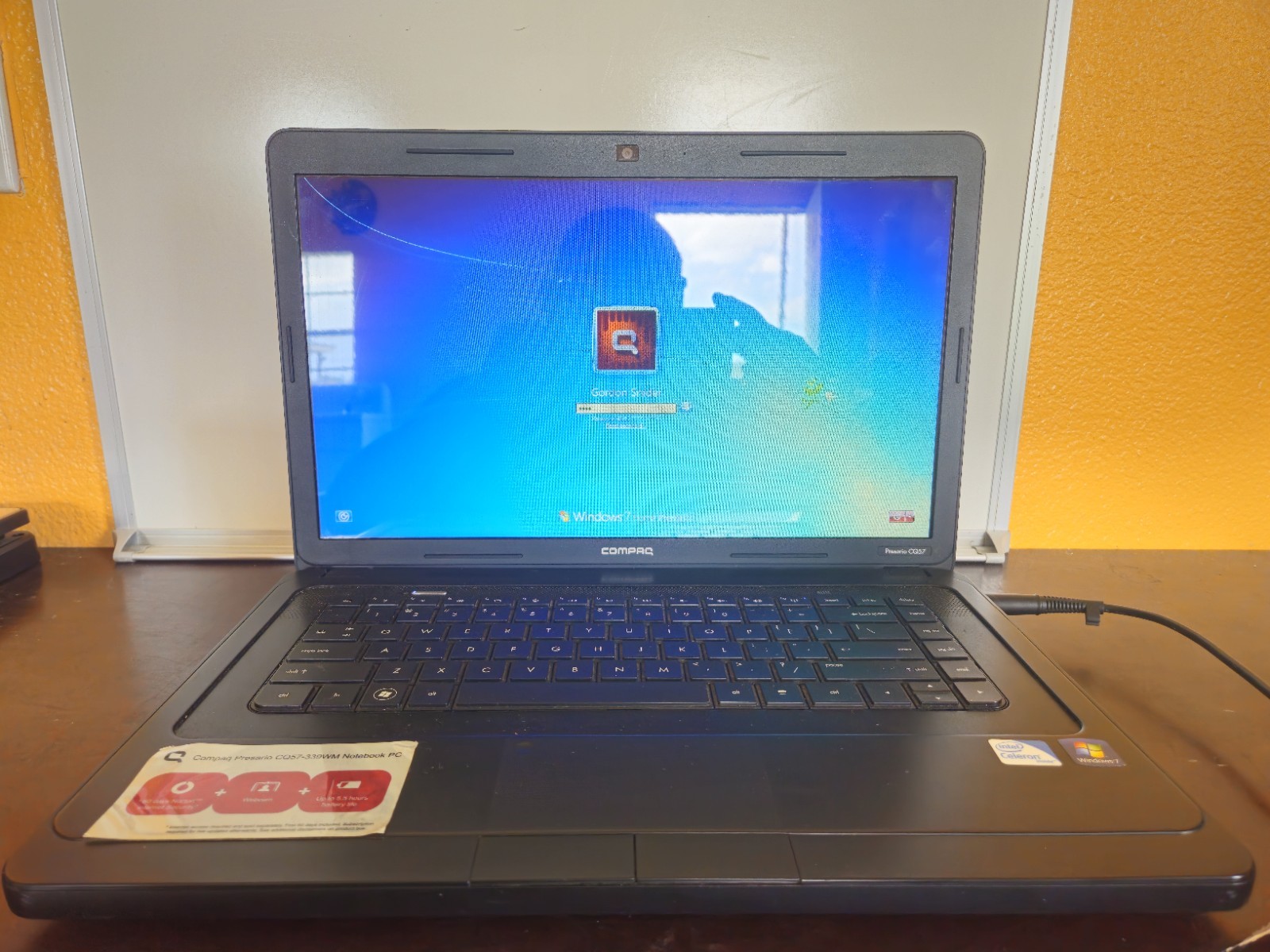 Compaq Presario CQ57 Laptop | Powers On, See Pics | Nice & Clean