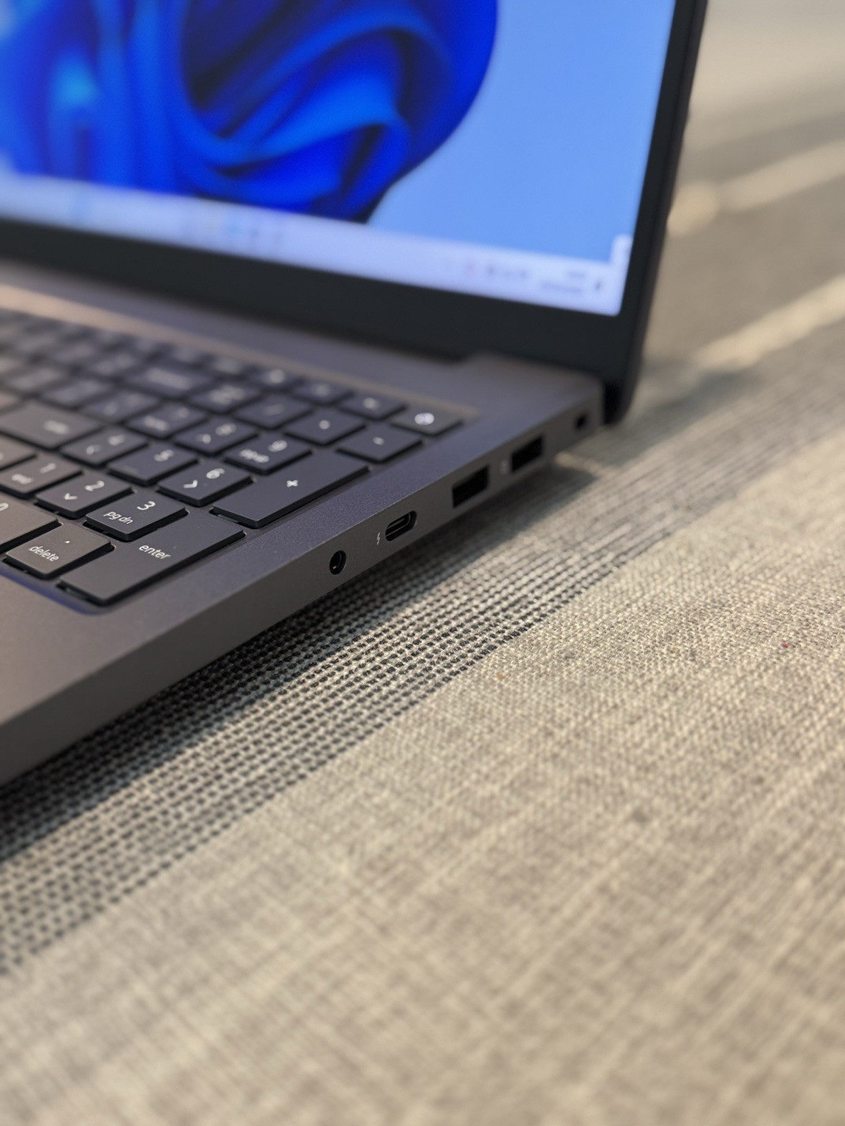 Dell Pro Max 16 Plus–Intel Ultra 9 285HX 64GB RAM RTX PRO 3000 2TB 120Hz
