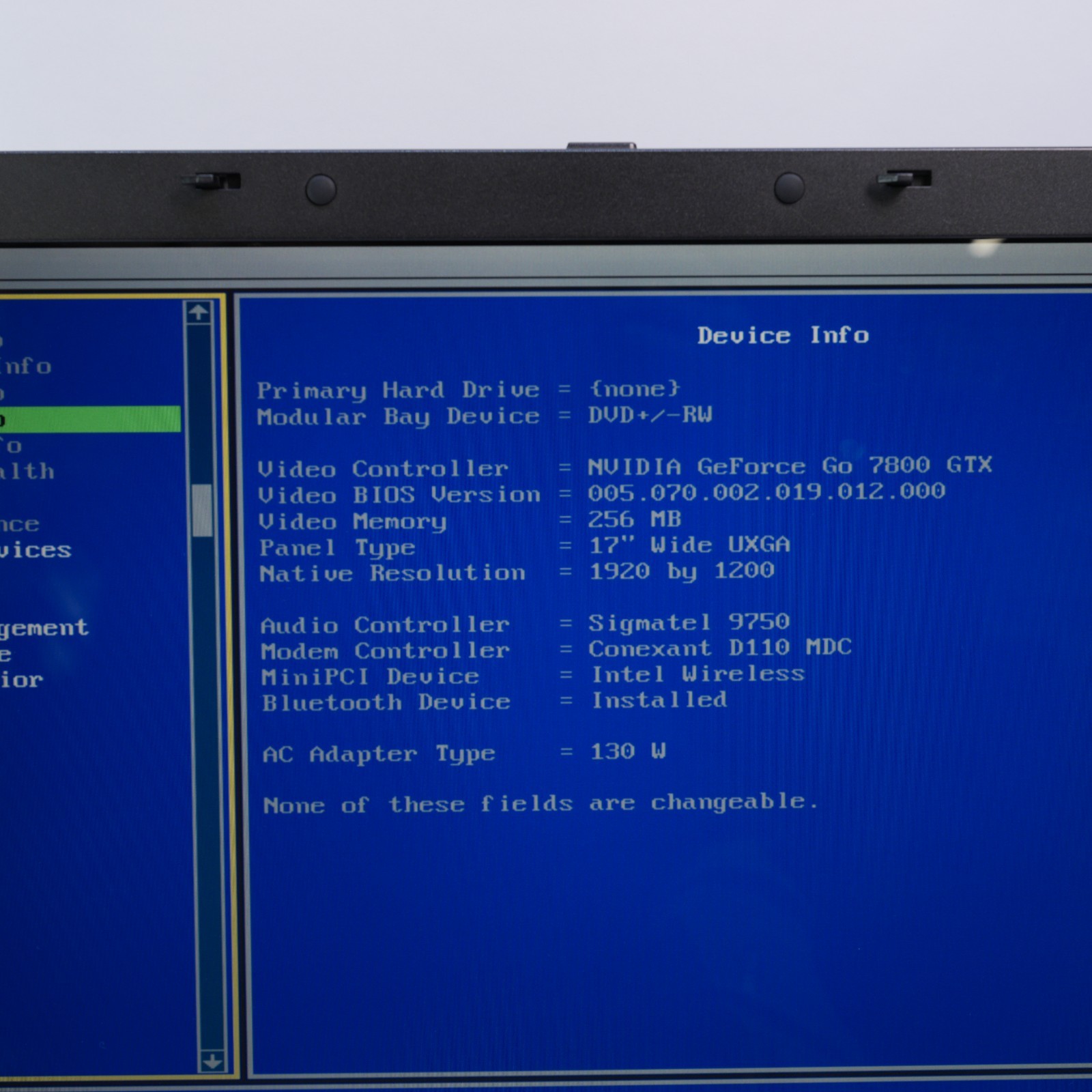 Dell XPS M170 17″ Pentium M, 1 GB RAM, NO HARD DRIVE NVIDIA 7800 T12-D17