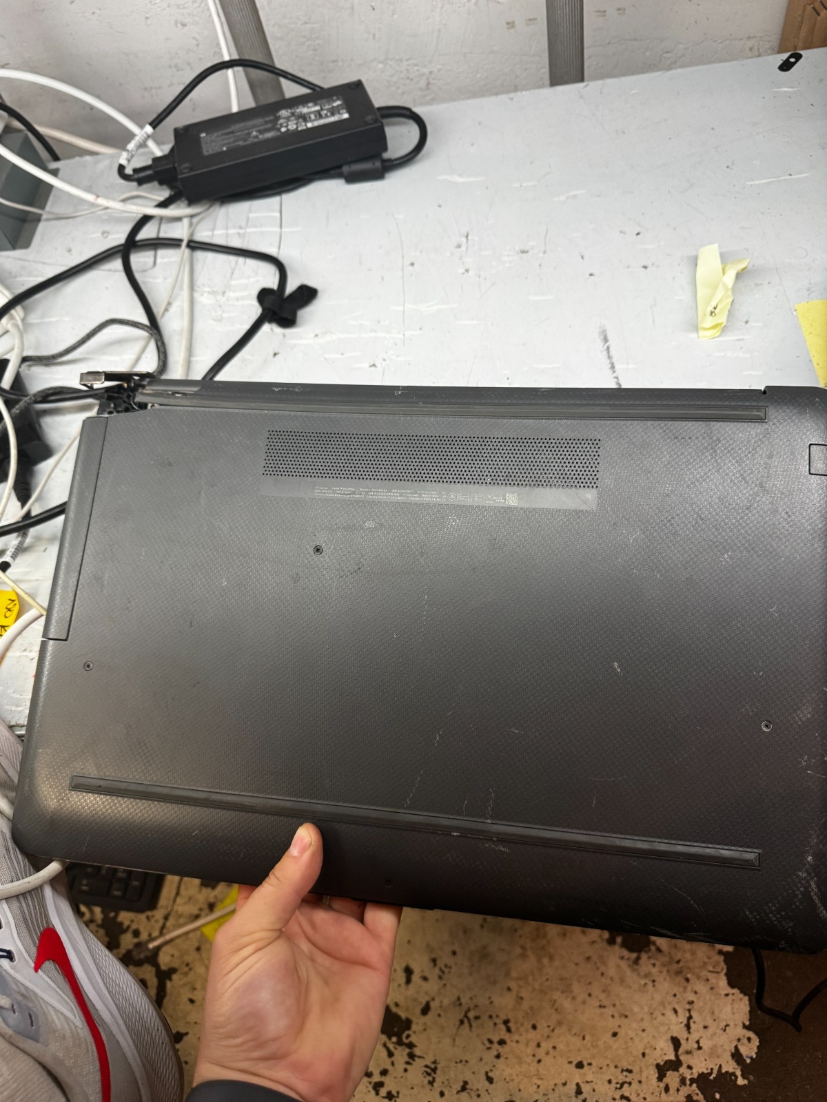Hp 17-ca0020nr AMD A9-9425 4GB RAM Laptop For Parts/Repair #5817