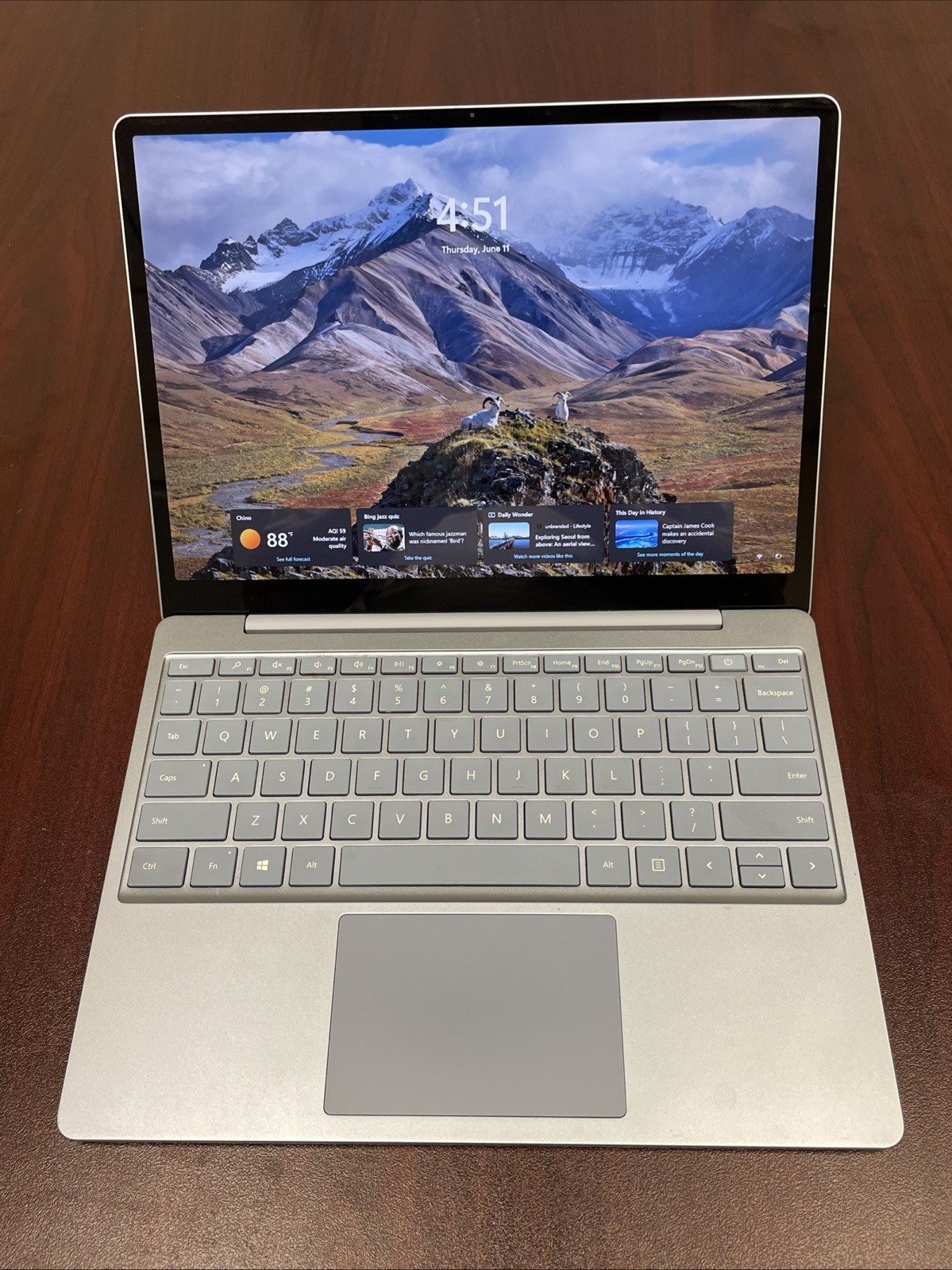 Microsoft Surface Laptop Go 12.4” Touch i5-1035G1 8GB 512GB SSD Win11 model 1943