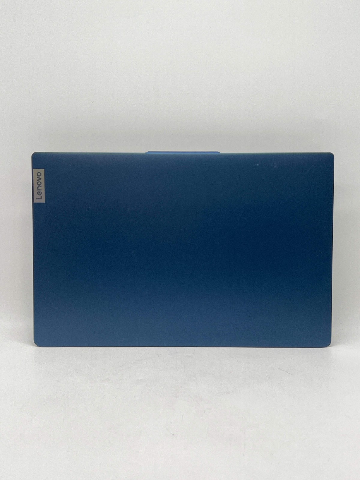 Lenovo IdeaPad Slim 3 15.6″ i3-N305 8GB 256GB – Used