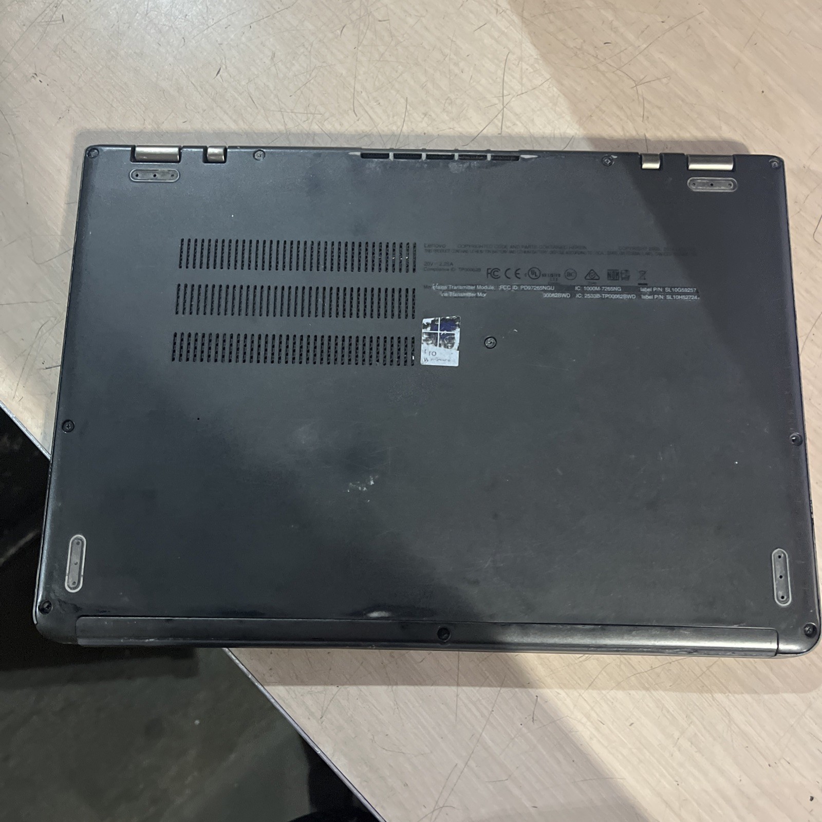 LENOVO THINKPAD YOGA 12 INTEL CORE I7-5600U 2.60GHZ 8GB RAM NO HD