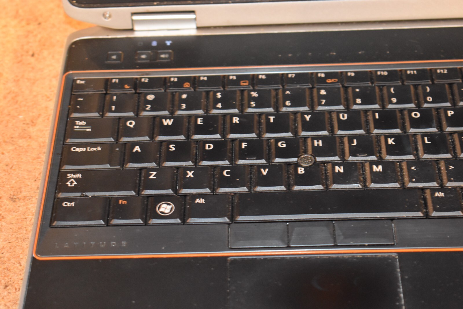 Dell Latitude E6520 Intel Core i7-2620M 4GB RAM 250GB HDD Windows XP Pro NVidia