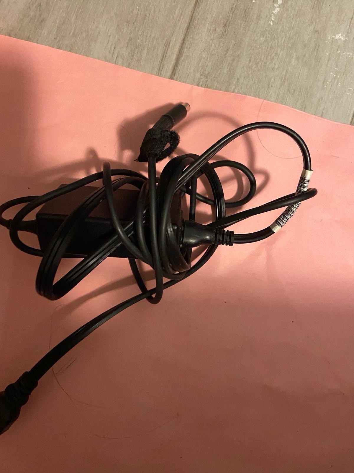 Dell Inspiron Notebook Laptop Black Built-in Webcam with Charger