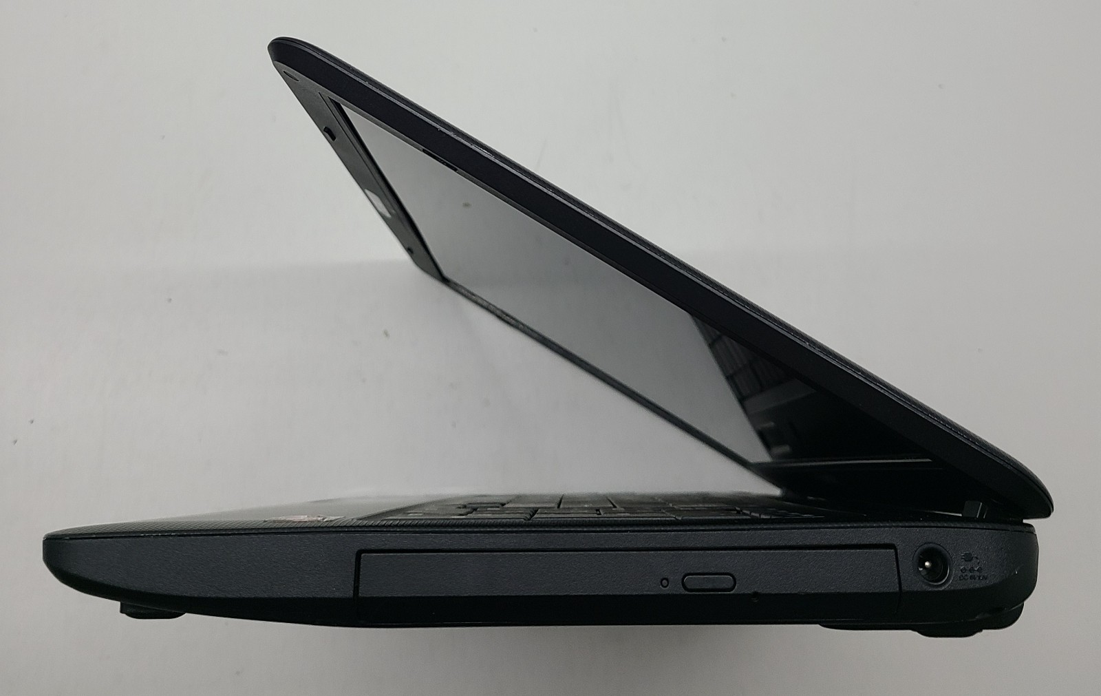 Toshiba Satellite C655D-S5200 15.6″ Laptop AMD C-50 3GB RAM NO HD/OS (FL)