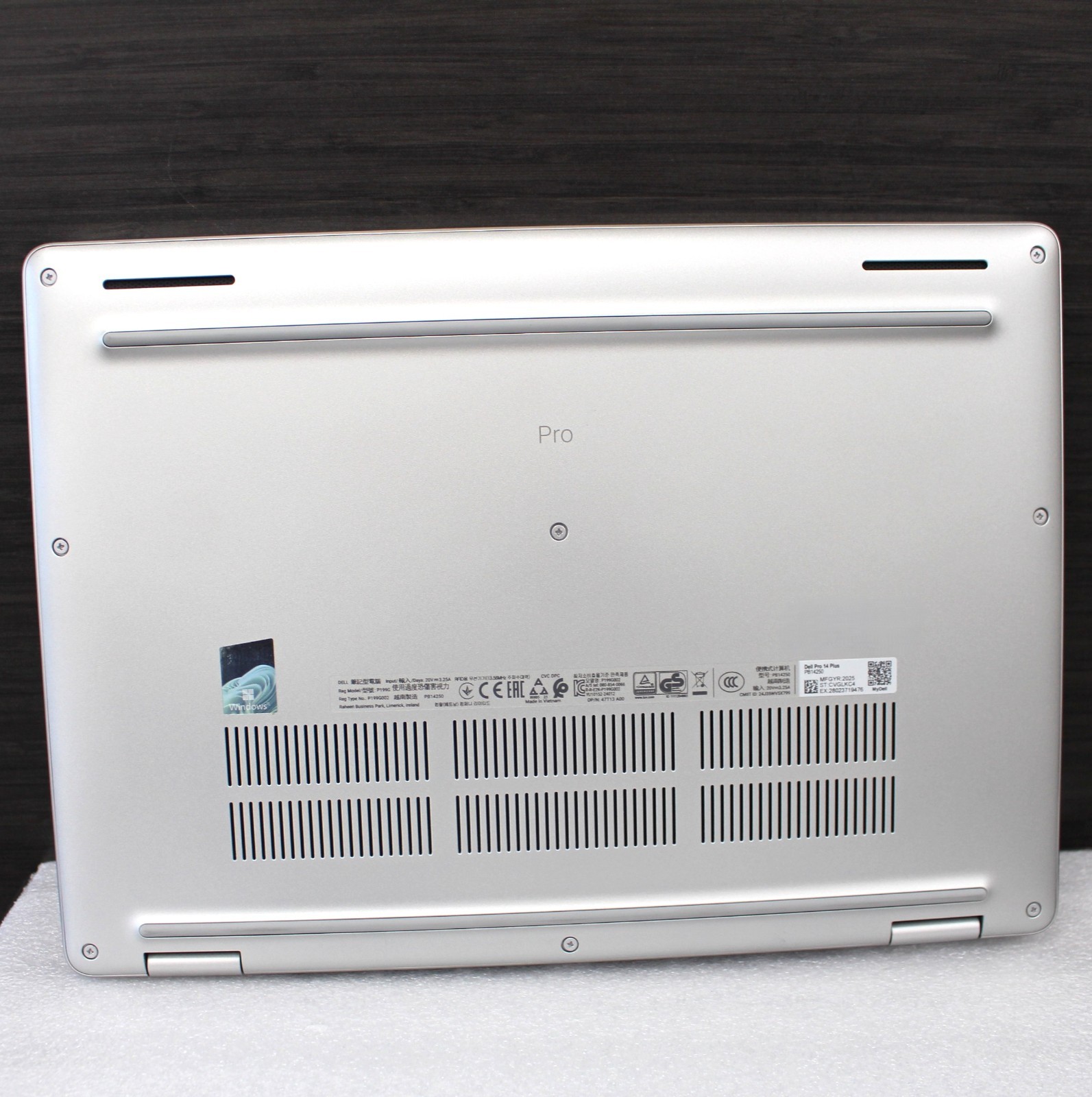 Dell Pro 14 Plus PB14250, Intel Core Ultra 5 235U, 16GB 256GB SSD, Win11 Pro, 5G
