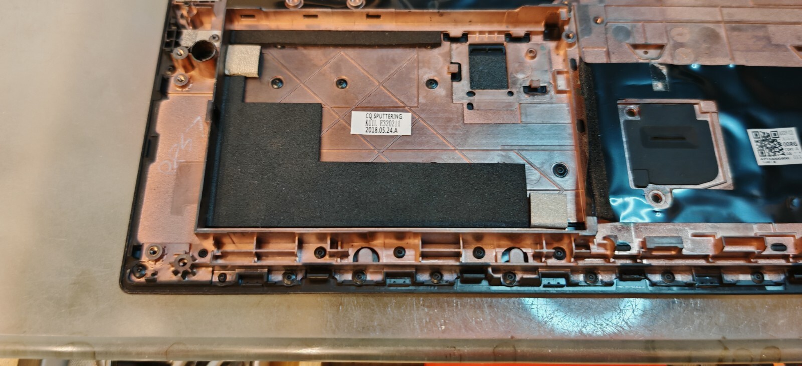 LENOVO THINKPAD L480 TOP BODY PALMRESTAP164000600