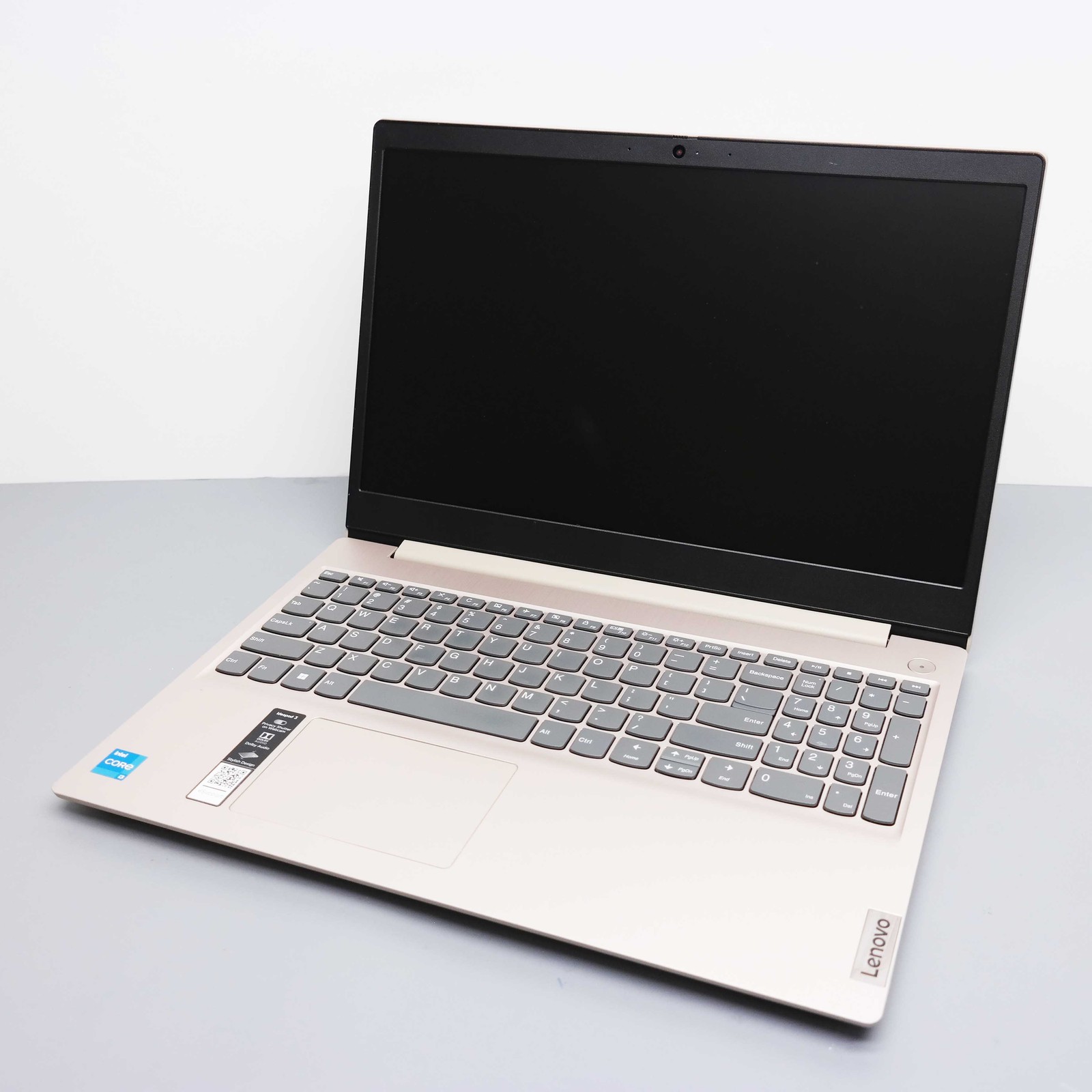 Lenovo IdeaPad 3 15.6″ Core i3-1115G4 8GB 256GB SSD Almond