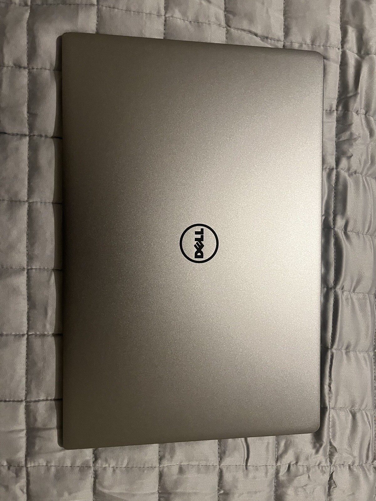 Dell XPS 13 9343 13.3″ Non-Touch i3-5010U@2.1GHz 4GB RAM 128GB SSD Win 10 Pro