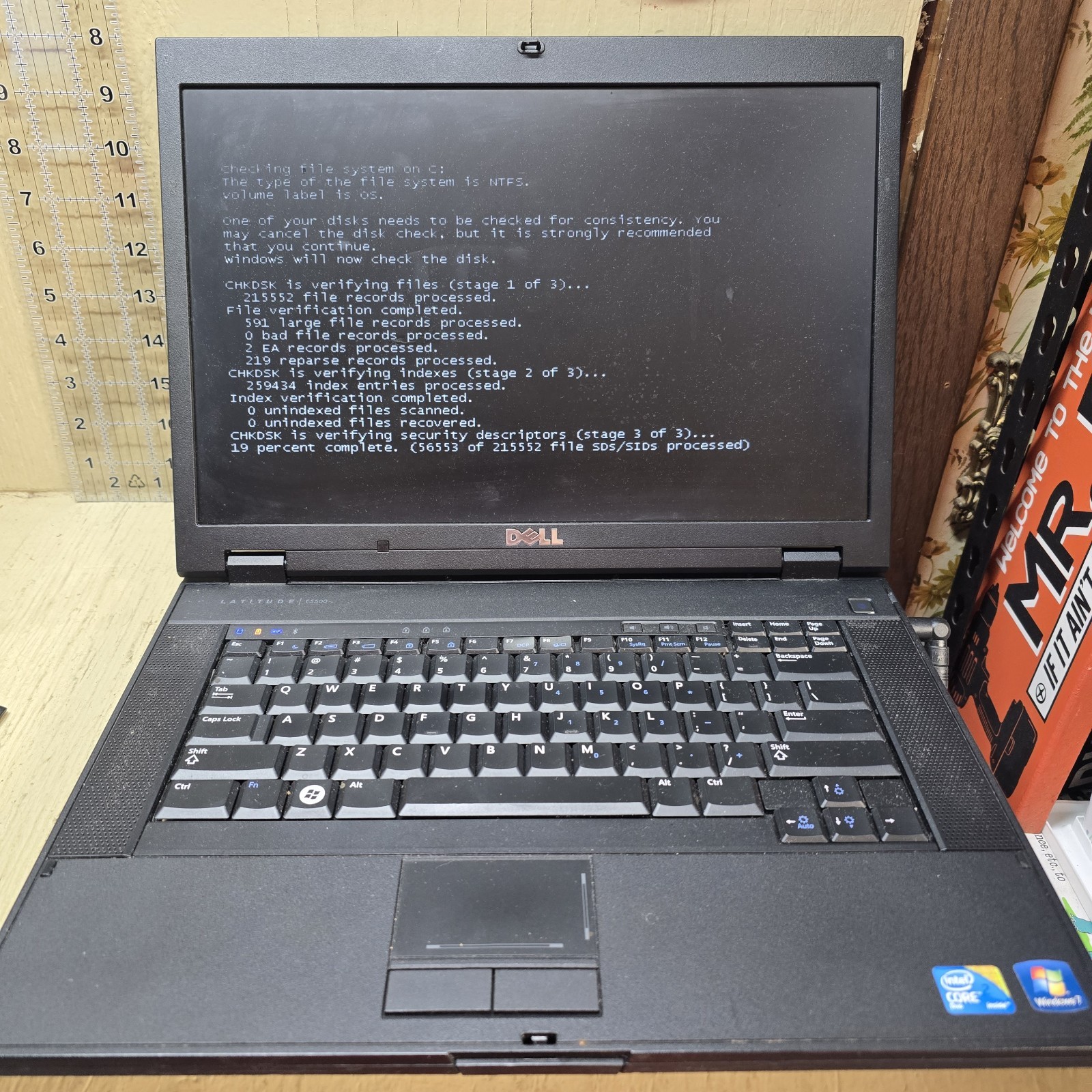 Dell Latitude E5500 Laptop Windows 10 32 Bit 15.4in No Charger Parts Repair