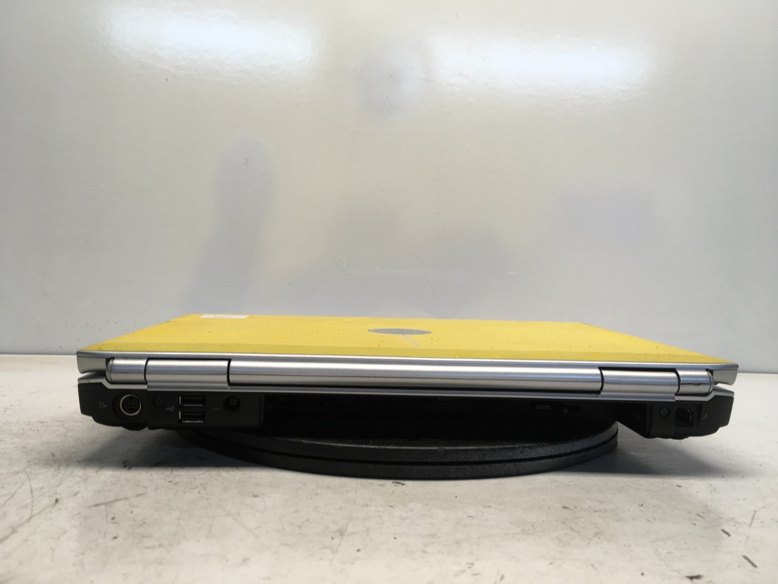 Dell Inspiron 1520 Intel Core 2 Duo 06FD 2GHz 3 GB NO HDD/Battery