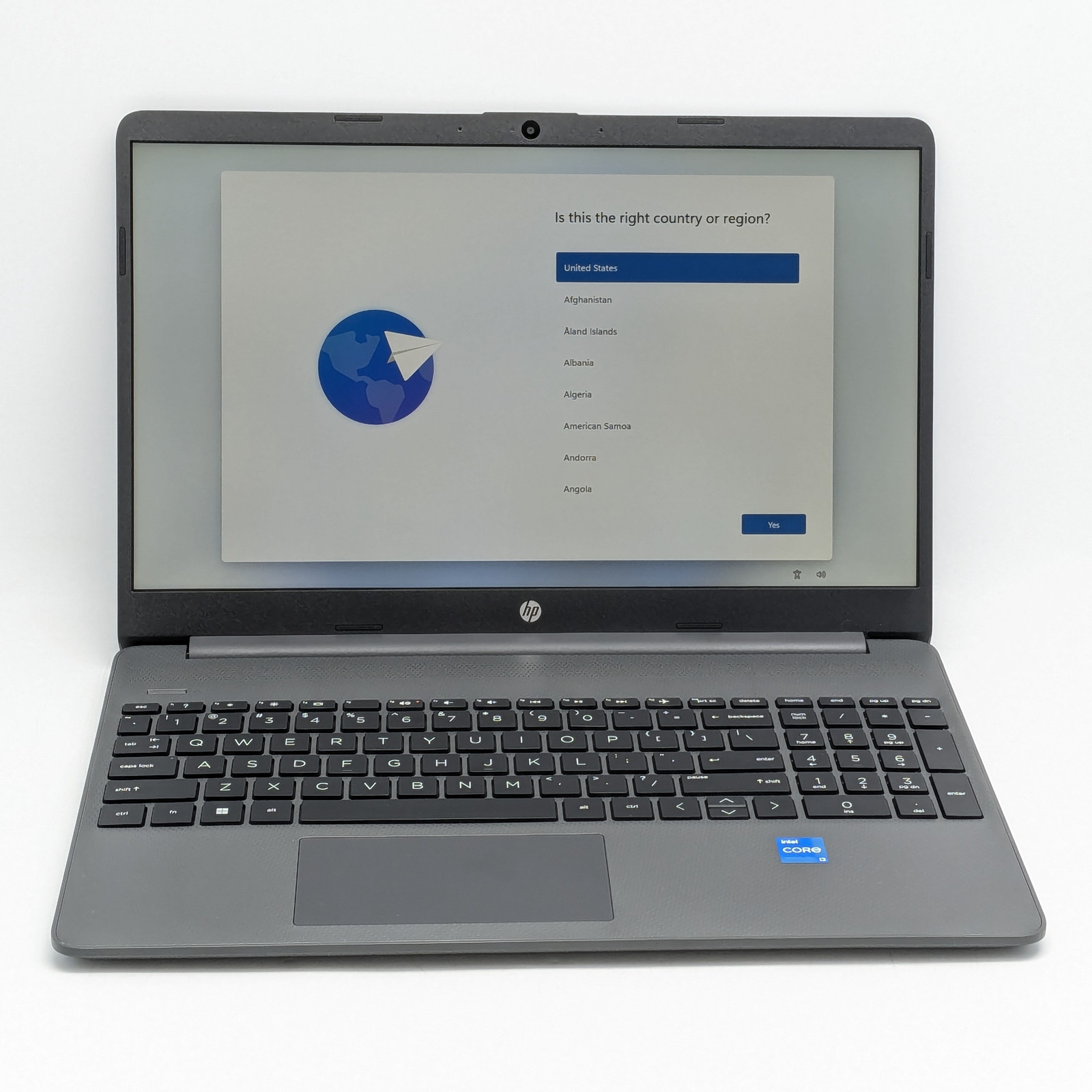 HP Laptop 15-dy5599nr 15.6″ i3-1215U 8GB DDR4 256GB SSD Windows 11 Home