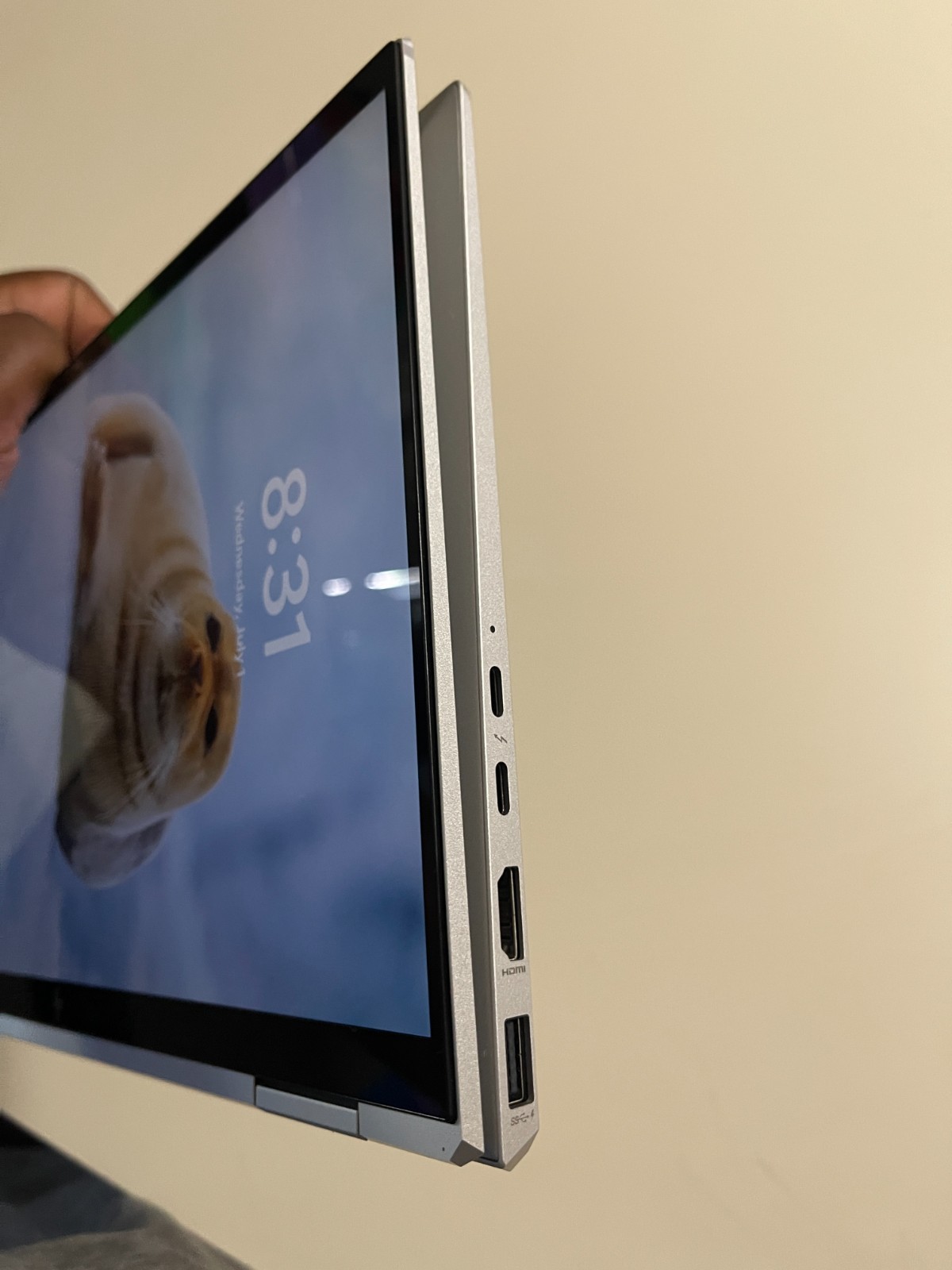 HP Elitebook X360 830 G8 Core I5 -1145G7 2.6GHz 16GB 2 in 1 Touchscreen.