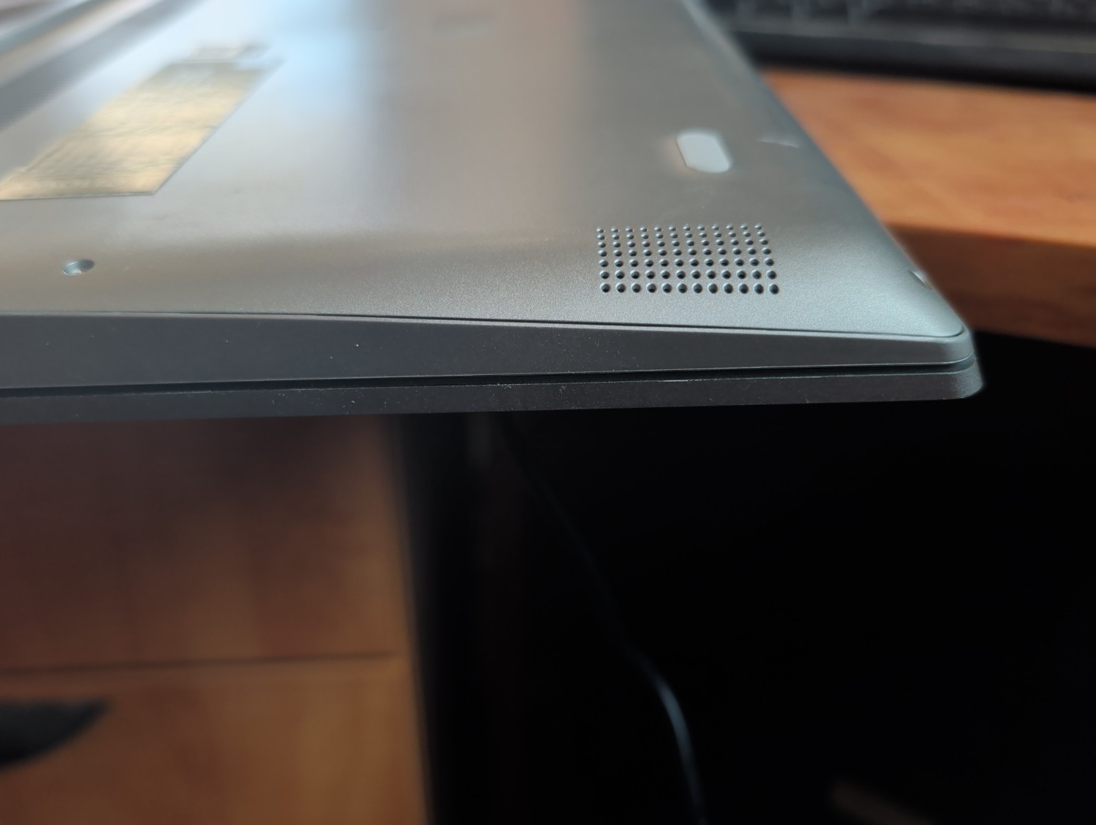 Lenovo IdeaPad 330s 15-IKB i3-8130U, 6GB, 1 TB HDD, Win 11 Home, W/ Charger