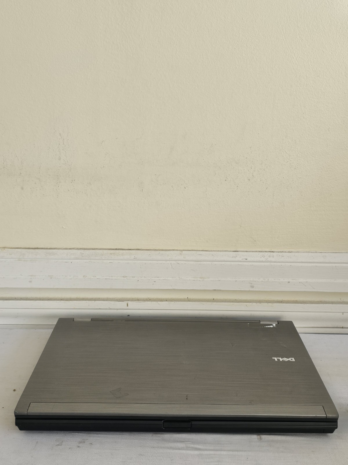 Dell Latitude E6510 Laptop – Intel i5-M560 – 2GB RAM – 160GB HDD – Windows 10