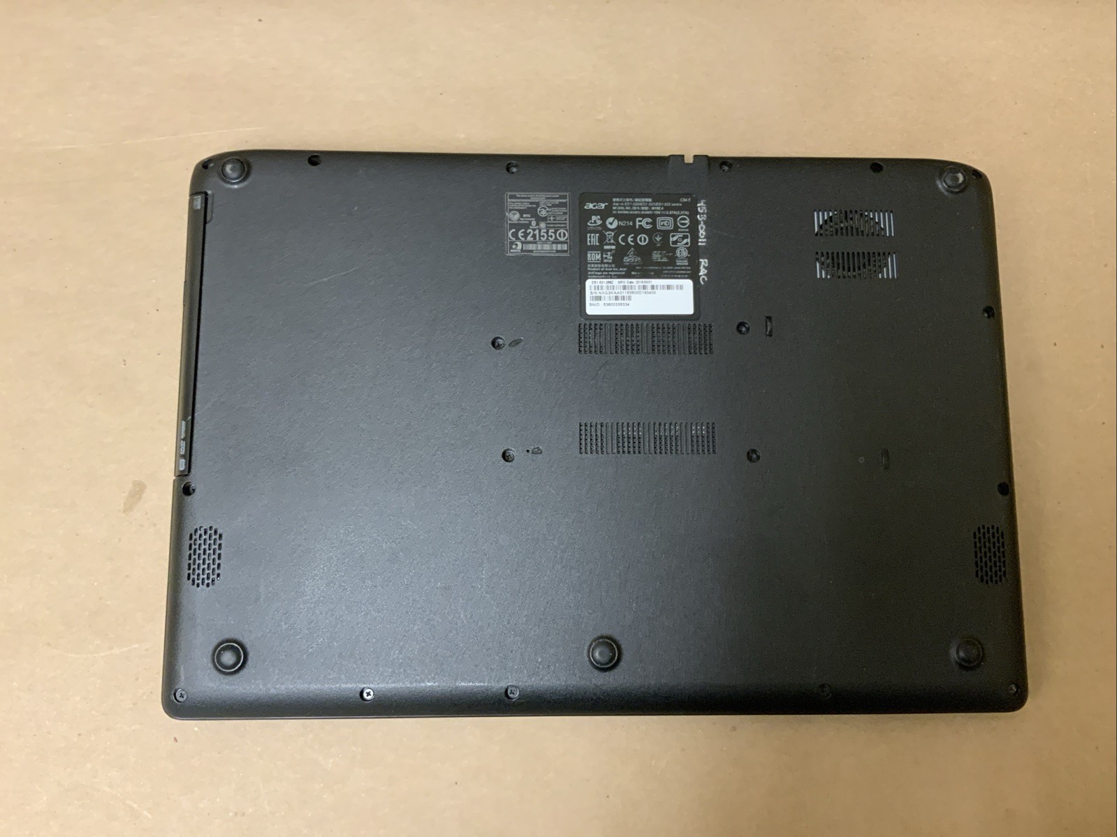 Acer Aspire ES1-521 Laptop AMD E1-6010 4GB RAM Windows – Includes Charger