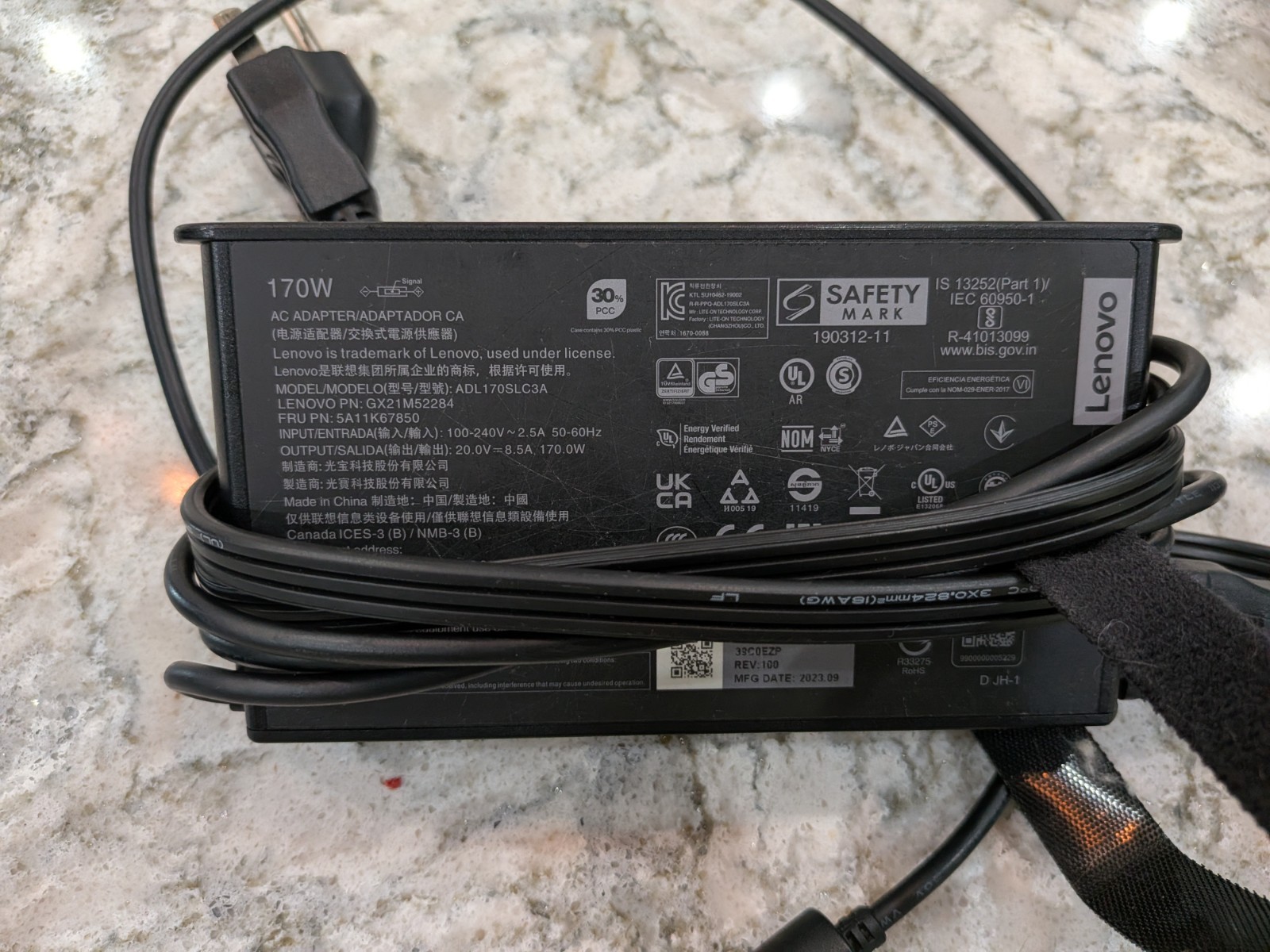 Lenovo Legion Slim 5 14APH8 14.5″ OLED Laptop – FOR PARTS / DEAD MOB + 1 TB SSD