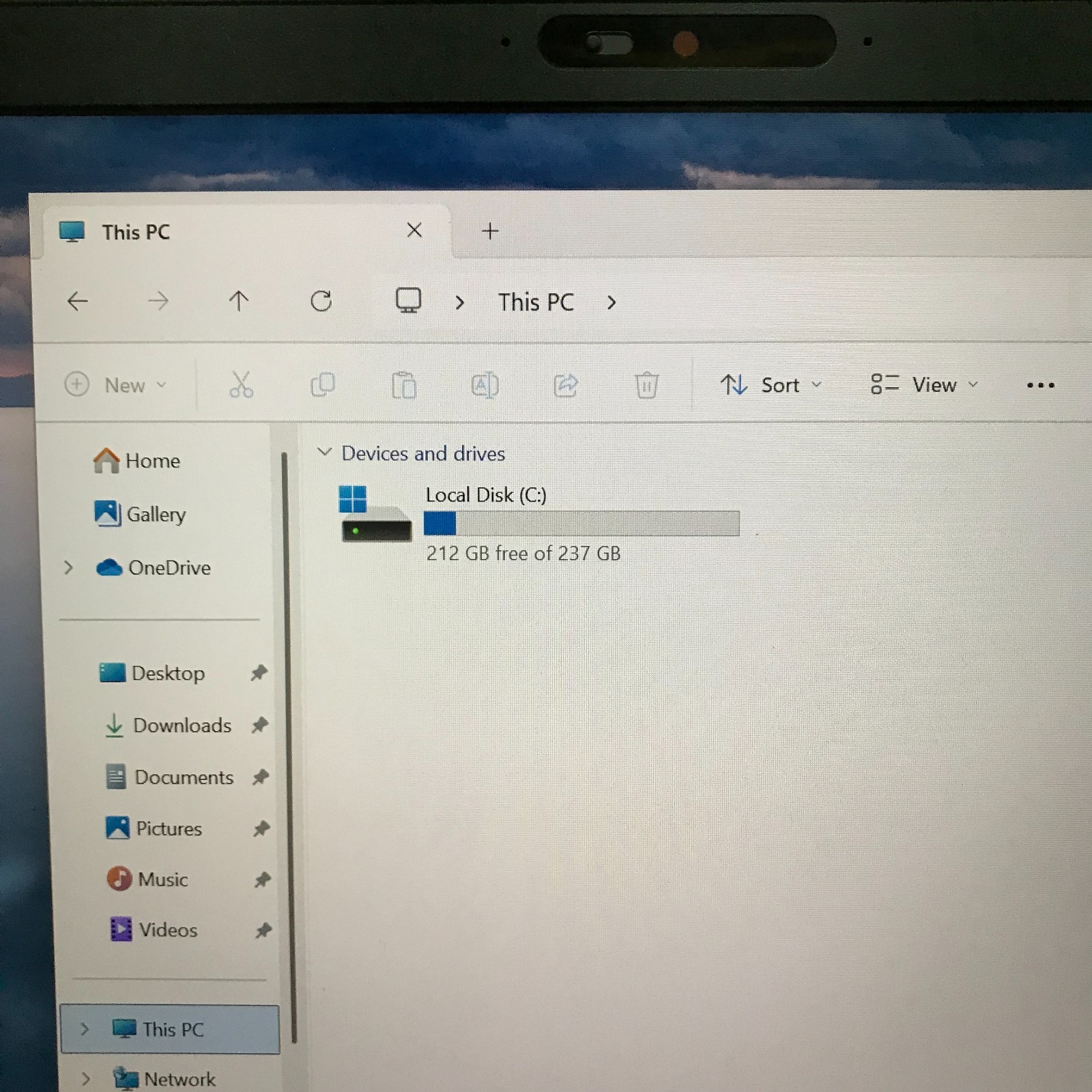 Dell Latitude 5400 14″ Laptop i5-8365U 8GB RAM 256GB SSD (Windows 11 Pro)