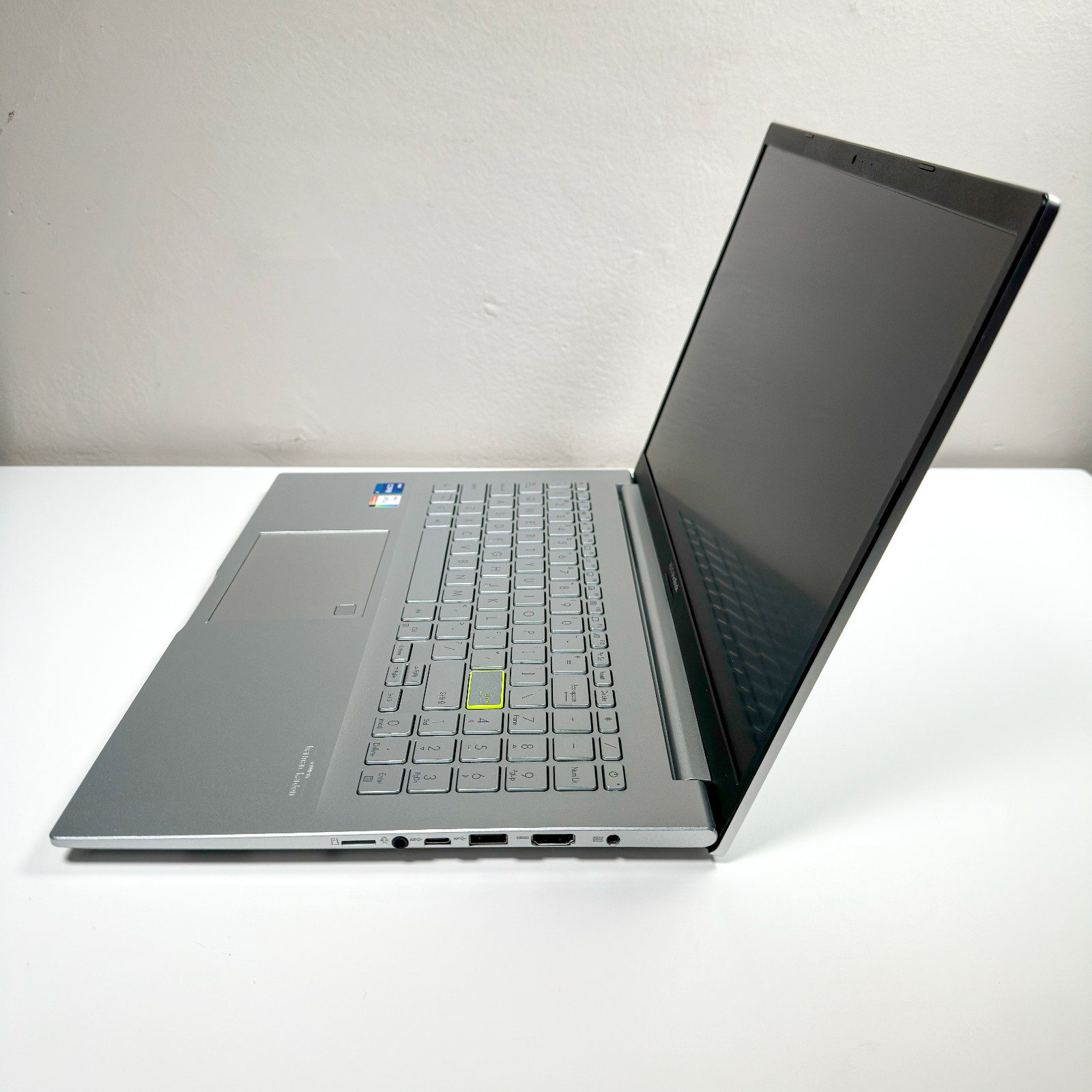 ASUS VivoBook 15 K513E i7-1165G7 12GB RAM 512GB SSD FHD 15.6″ W11 Silver