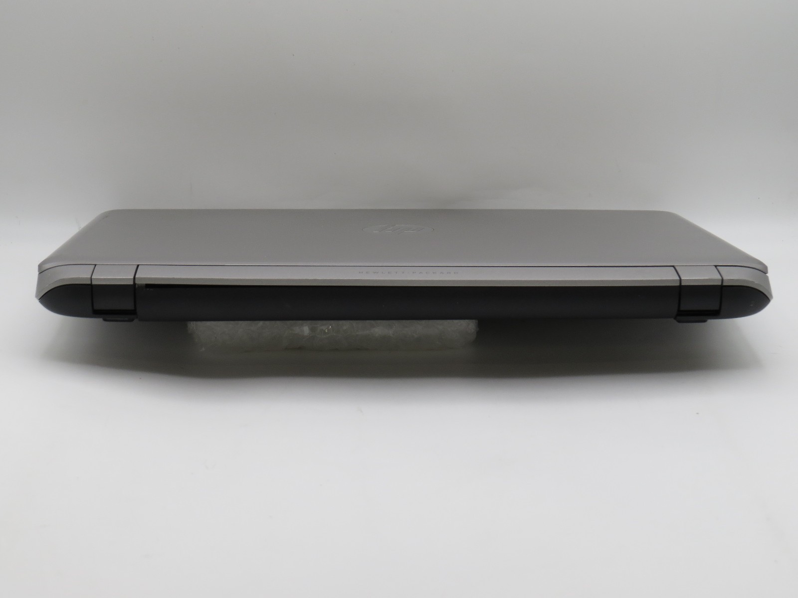 HP Envy 15 i7-5500U @ 2.4GHz 8GB DDR3 GTX 850M 15.6″ No HDD/OS