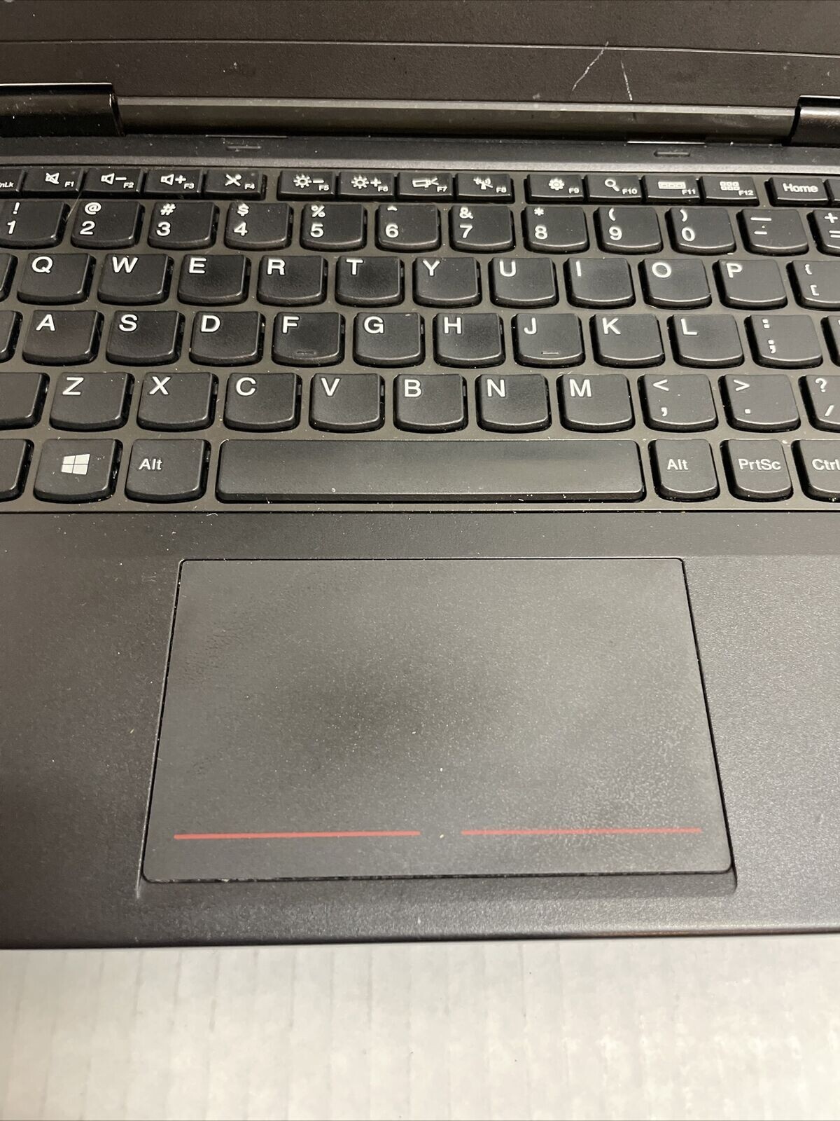 Lenovo Yoga 11e 11.6″ Touch Laptop 3rd Gen. CELERON 4GB RAM 128GB SSD Windows 10