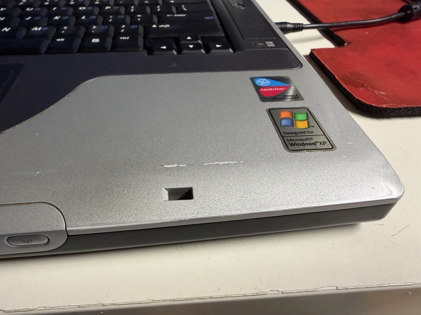 Vintage HP Compaq X1000 Laptop 15.1 TFT, WinVista, Cen 1.73 GHz, 30 GB, 1.5 DVD
