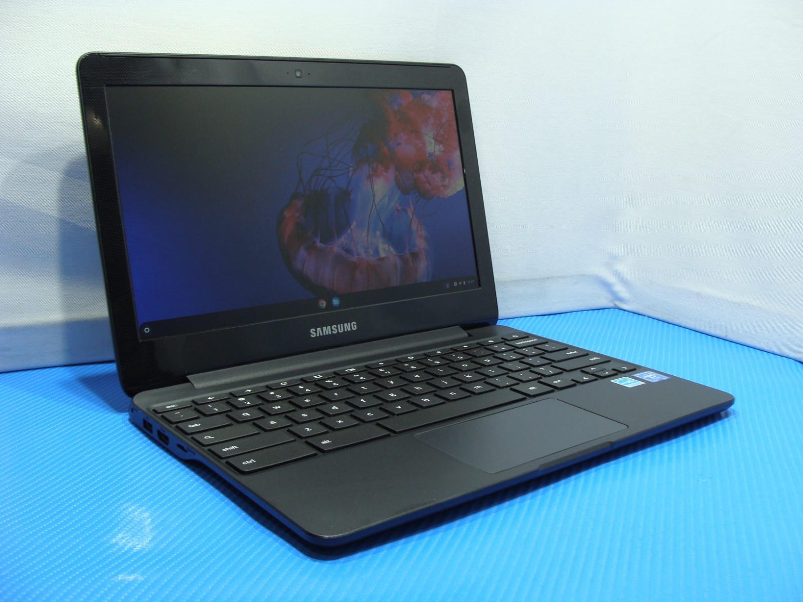 Samsung ChromeBook XE500C13 11.6″HD Intel N3060 1.6GHz 2GB 16GB eMMC 100t +PA