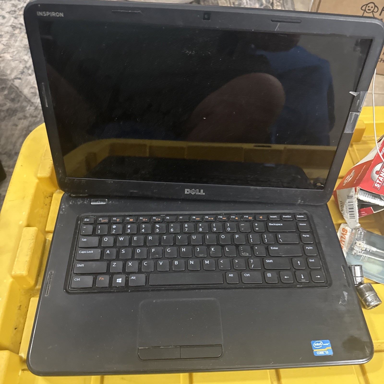 Dell Inspiron 15 3520 15.6” Intel Core i3 Broken Screen Untested