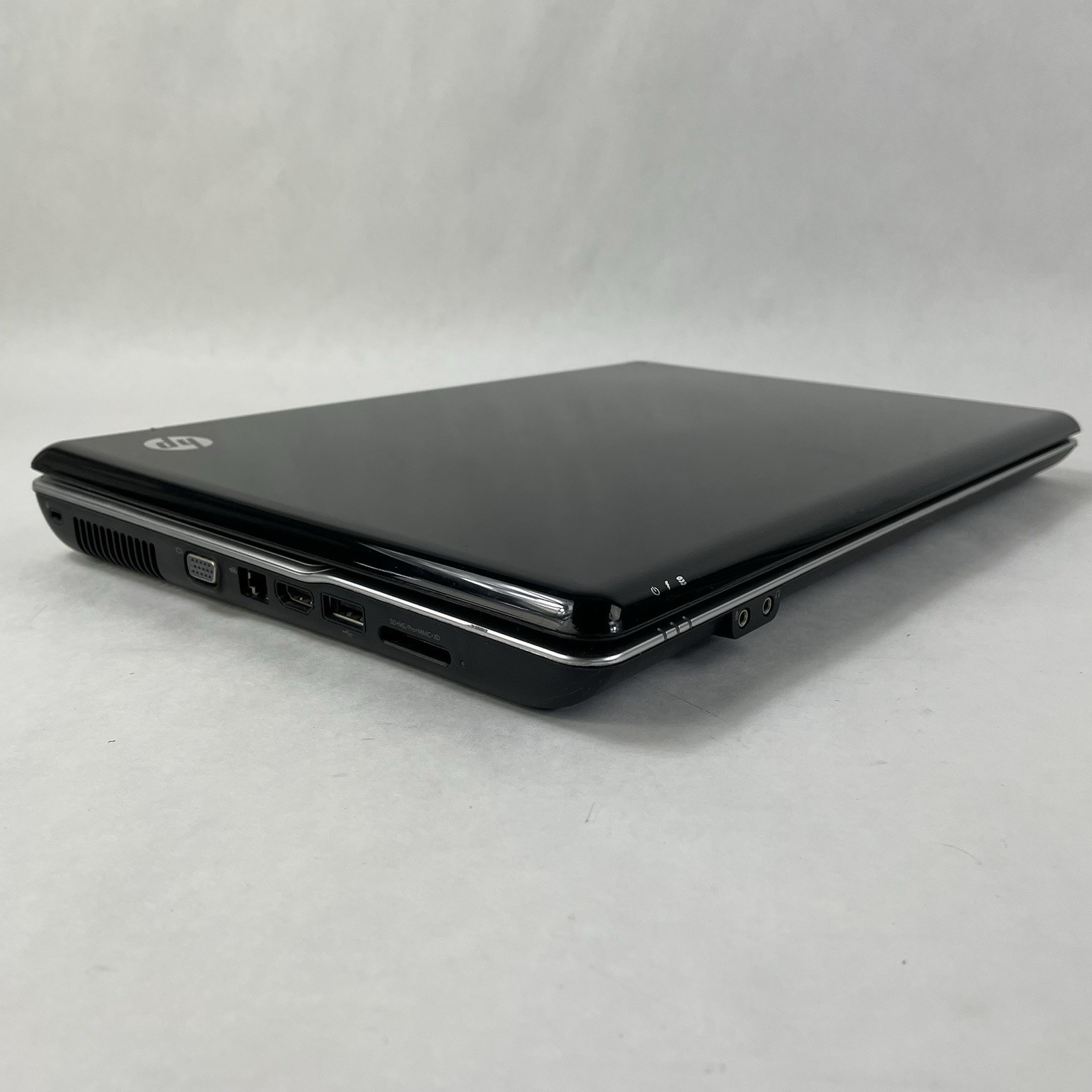 HP G71 NoteBook 16.9″ Core 2 Duo t6600 2.20 GHz 4 GB RAM No SSD/OS/AC/Battery