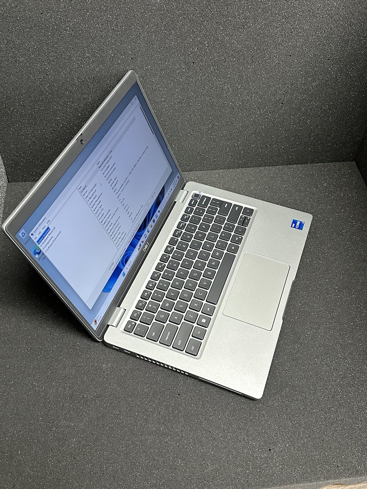 Dell Latitude 5420 Quad Core i7-1185G7 3.00GHz P137G Win 11 USB-C Thunderbolt