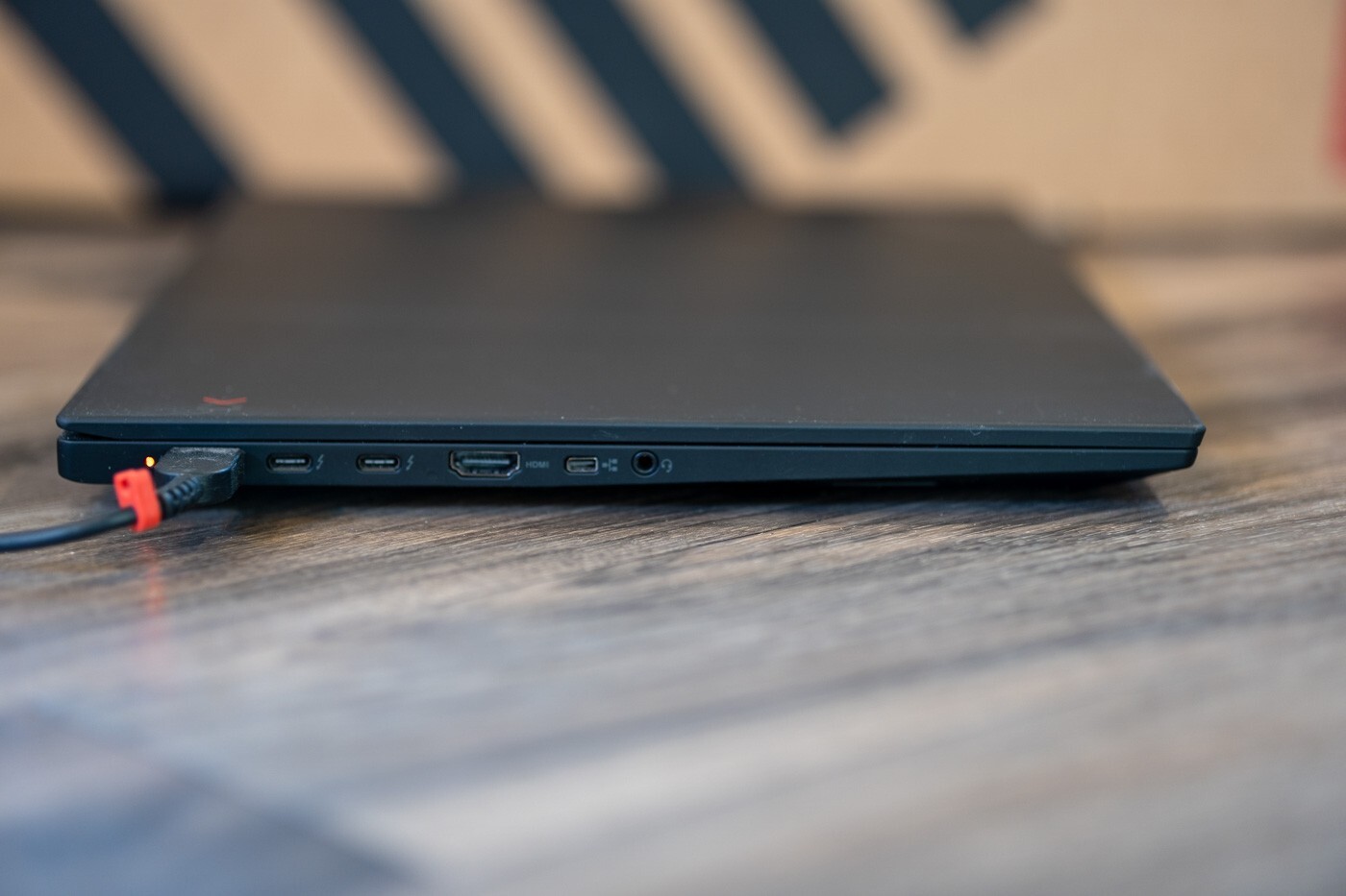 Lenovo ThinkPad X1 Extreme Gen 2 15.6″ 4K HDR 4.5GHz I7-9750H GTX 1650 16GB 2TB