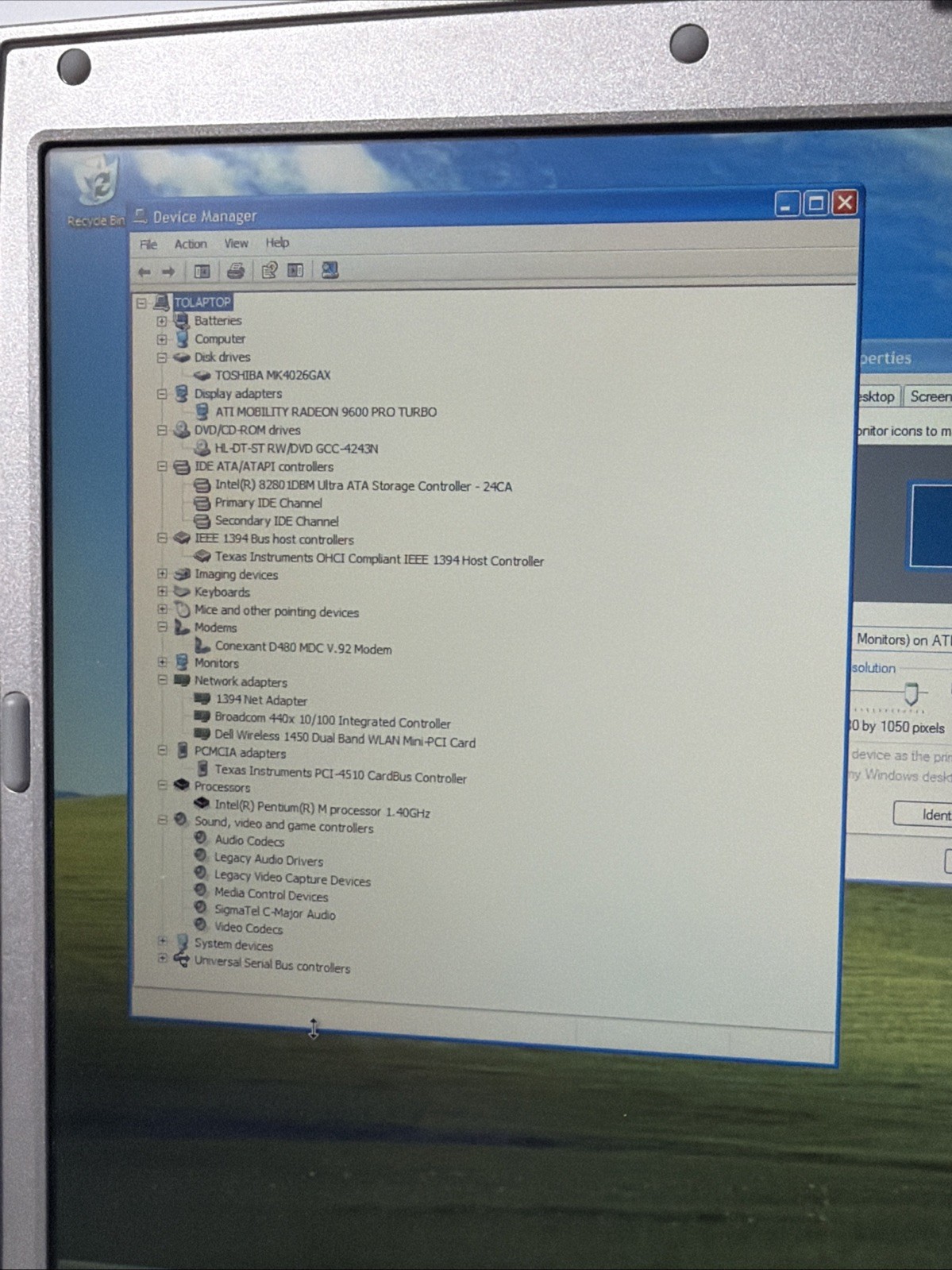 Dell Inspiron 8600 15″ Windows XP Laptop Radeon 9600 1680×1050 9 Pin Serial NICE