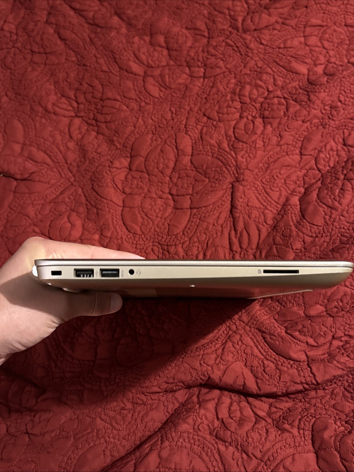 HP Pavilion 14-al061nr 14″ Laptop/Intel i3-6100U For Parts As Is