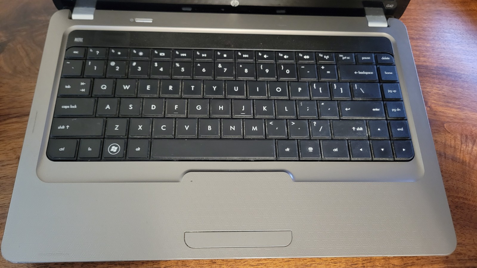 HP NOTEBOOK G42-415DX 14″ Laptop AMD Athlon II P340 3GB Ram 250gb Hdd No OS E1