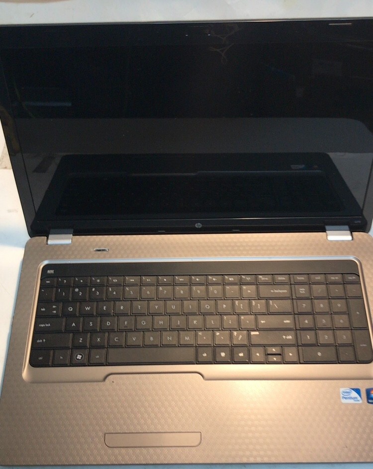 HP G72-227WM 17.3″ / Intel Pentium UNTESTED NO BATTERY