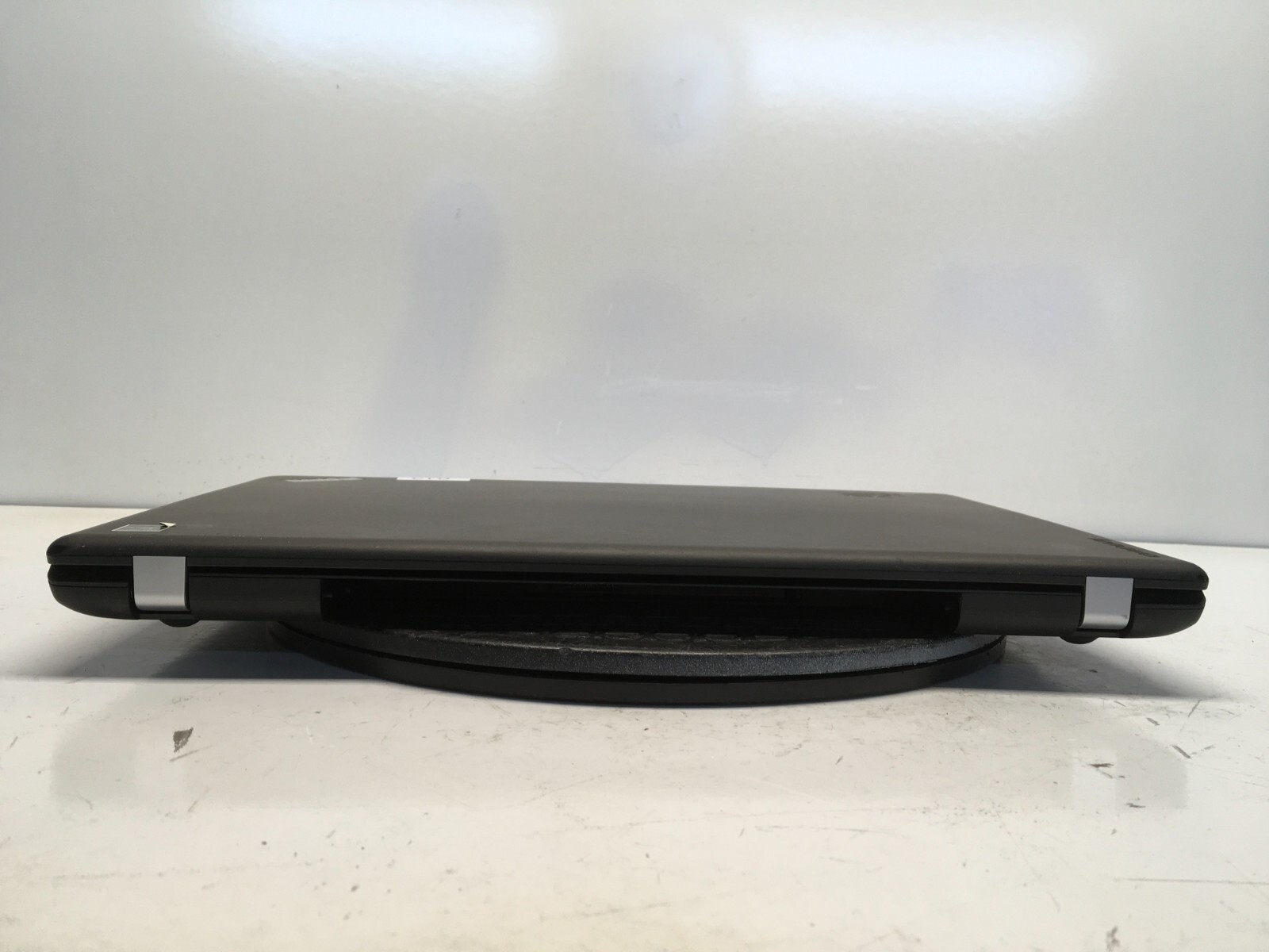 Lenovo ThinkPad E550 Intel i3-4005U 1.7GHz 4 GB NO HDD