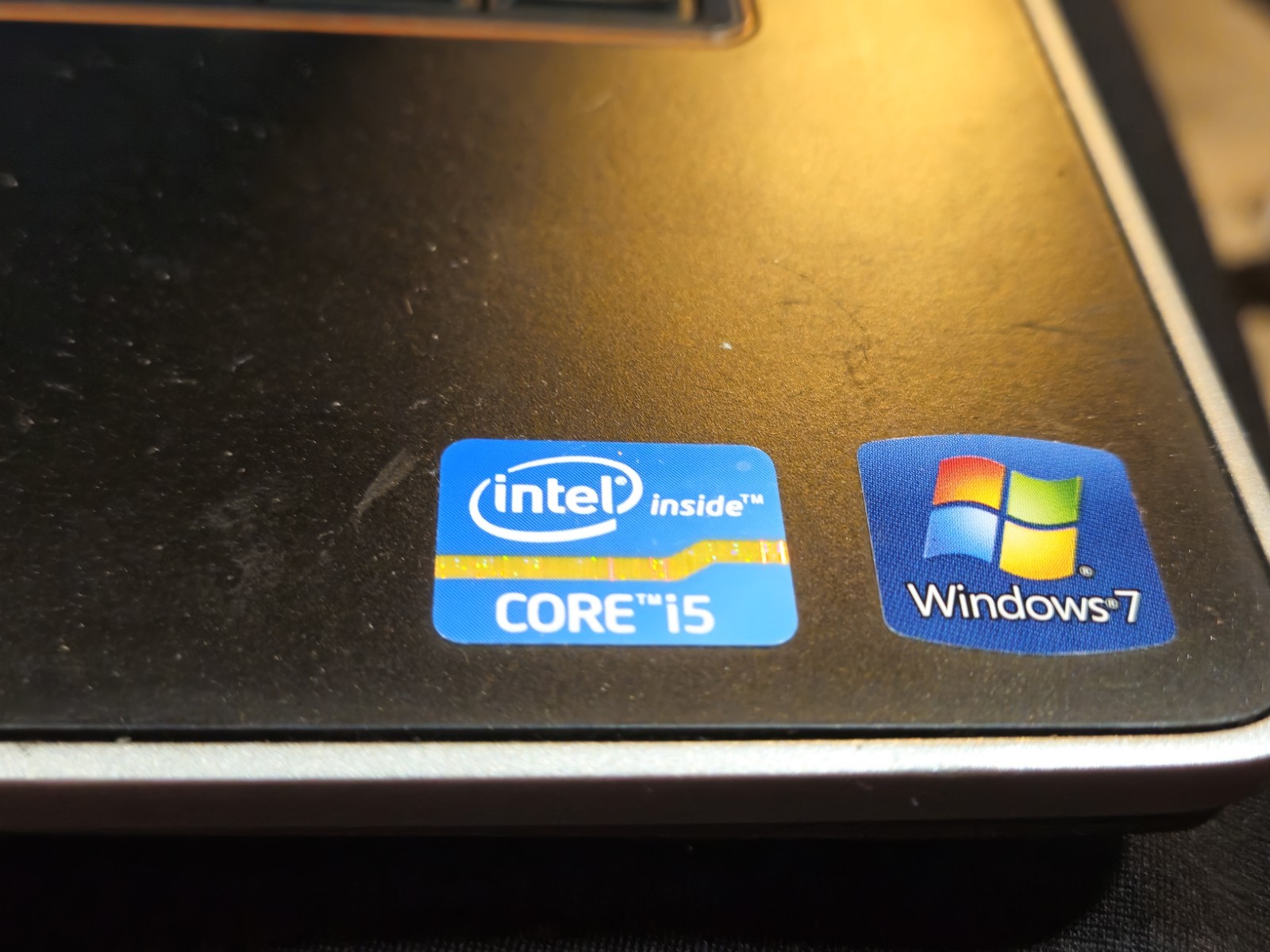Dell Latitude E6420 Intel Core i5-2520M 2.40GHz, 4GB RAM. No HDD. Boot to BIOS.