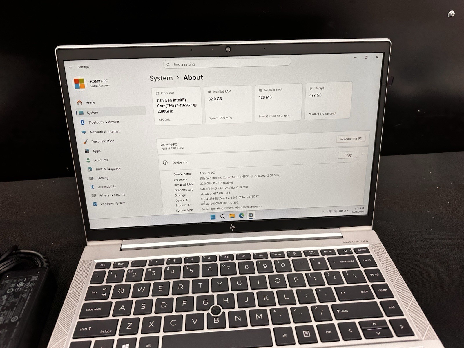 HP ELITEBOOK 840 G8 i7-1165G7 2.8 GHZ 32GB 512GB Ssd NVME /HP 65w adapter.#01