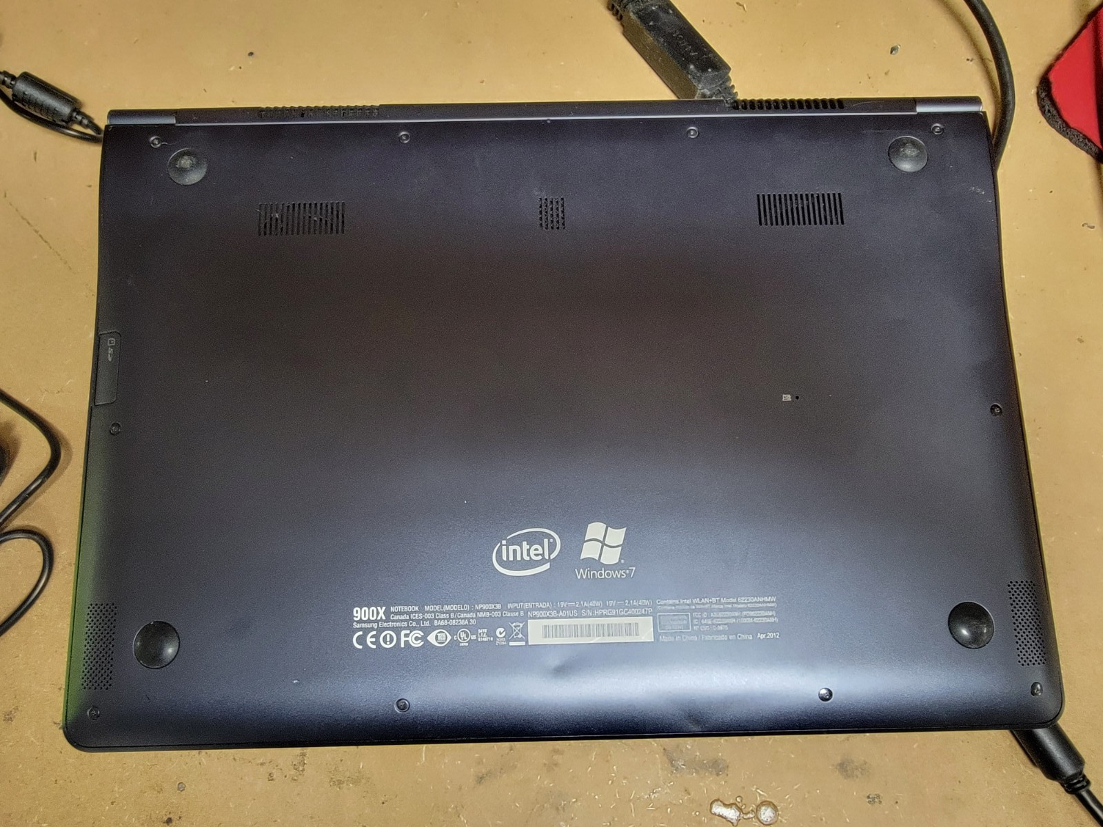 Samsung Notebook NP900X3B 13.3″ Laptop i5-2467M 4GB RAM 128GB SSD Win 7 Home Pre