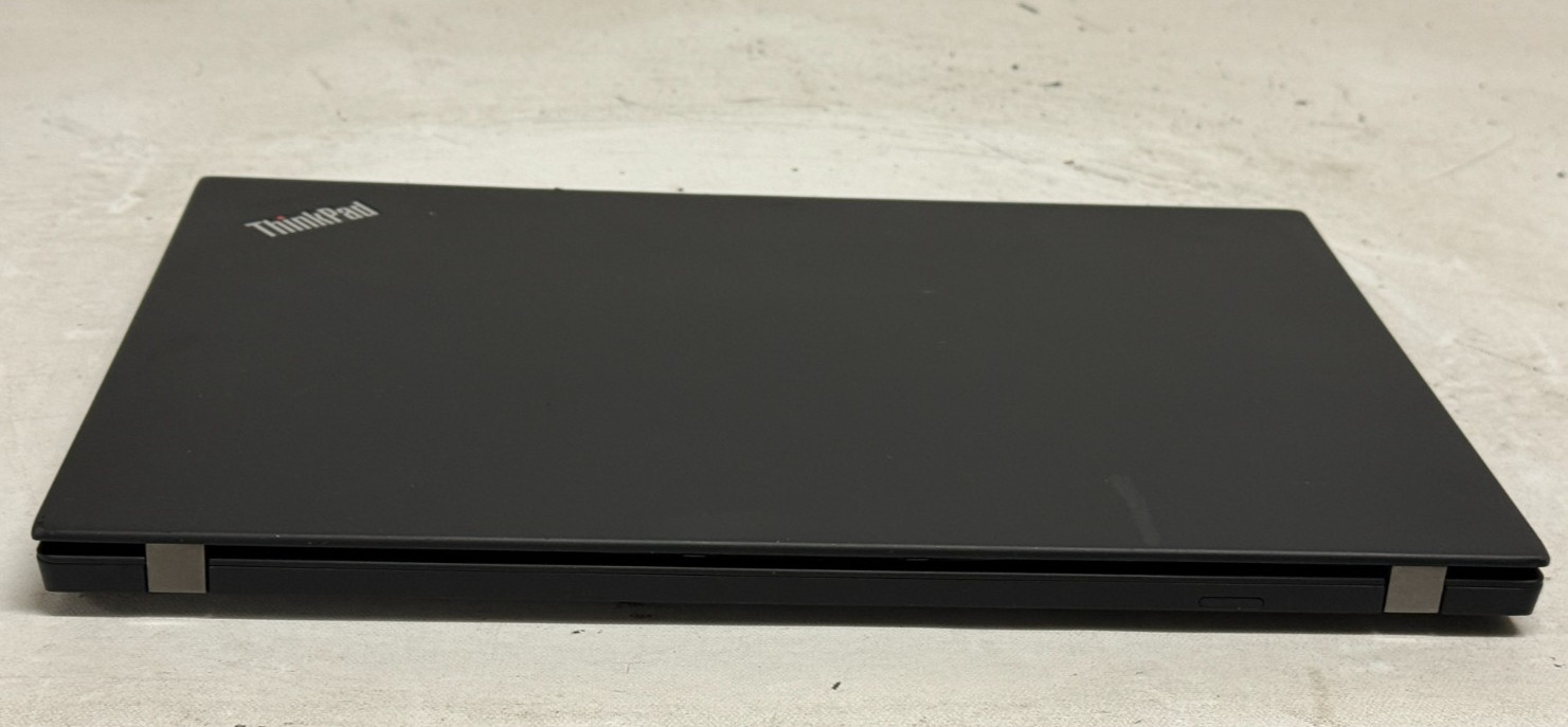 Lenovo ThinkPad T490 14″ (i7-8665u 1.80GHz – 24GB RAM – 512GB SSD – Win11Home)