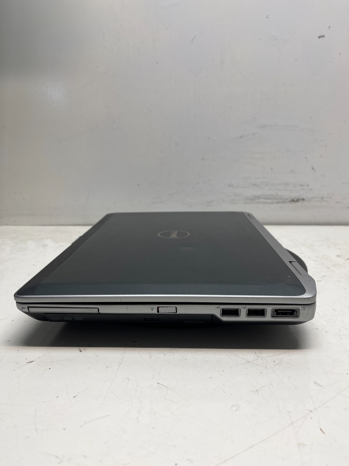 Dell Latitude E6420 Intel Core i5-2520M 2.50GHz 4GB NO HDD