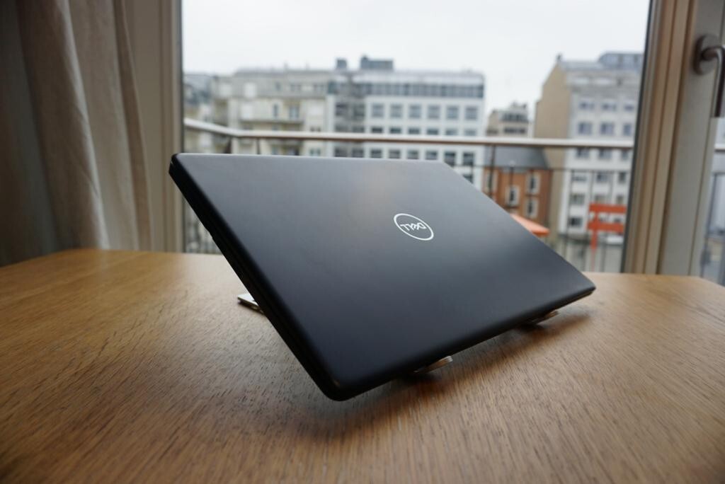 Dell inspiron 15″ 5593