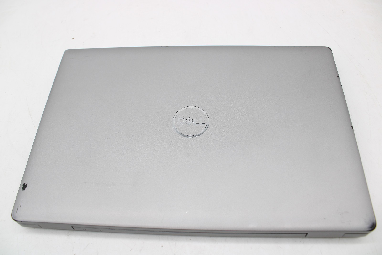 Dell Latitude 5520 – Intel Core i5-1135G7, No RAM/SSD/Battery – POSTS