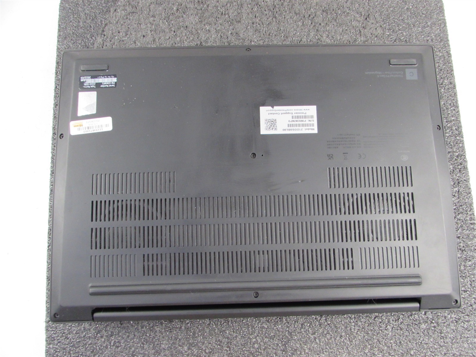LENOVO THINKPAD P1 (GEN 5) 4K TOUCH I7-12800H 512GB 16GB RAM RTX A1000 WIN 11