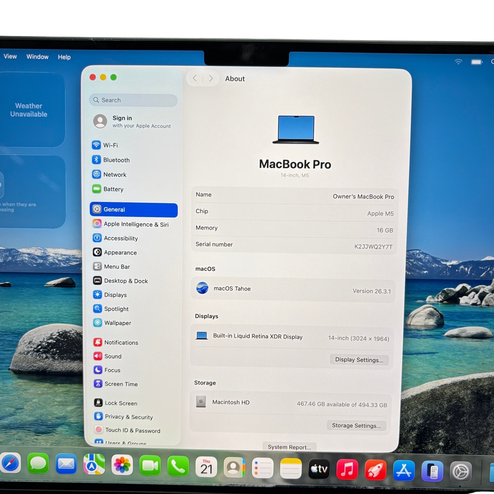 Apple MacBook Pro 2025 MDE04LL/A M5 Chip 10-Core GPU 16GB RAM 512GB SSD 14.2″
