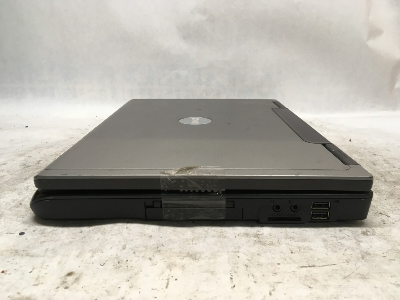 Dell Latitude 131L Laptop 15″ AMD Turion 64 X2 READ DESCRIPTION -PP