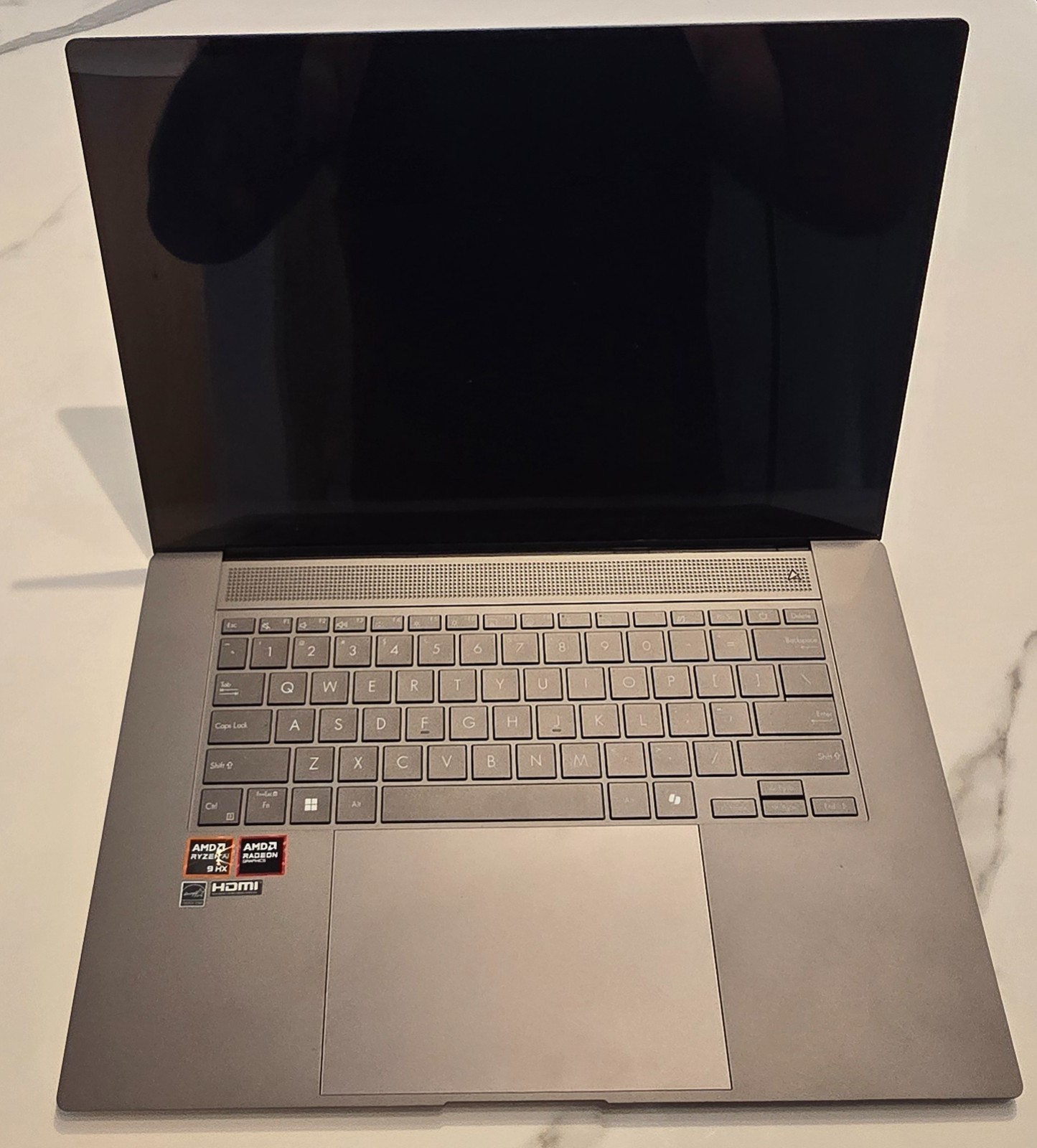 ASUS – Zenbook S 16 16” 3K OLED Touch Screen – AMD Ryzen AI 9 365 – 24GB – 1TB